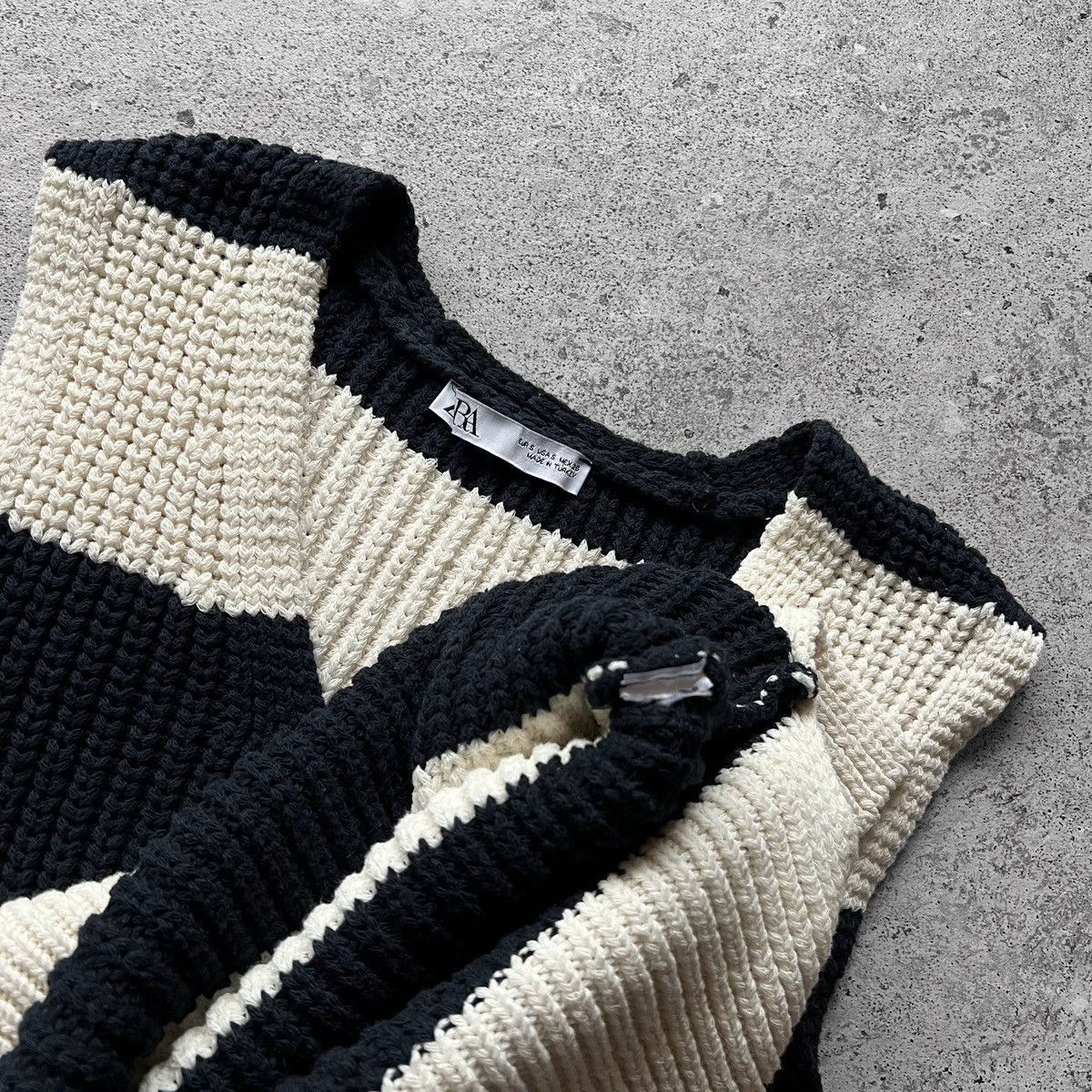 Designer × Zara Zara Womens Knit Sweater Vest Striped Black White Size S / US 4 / IT 40 - 4 Thumbnail