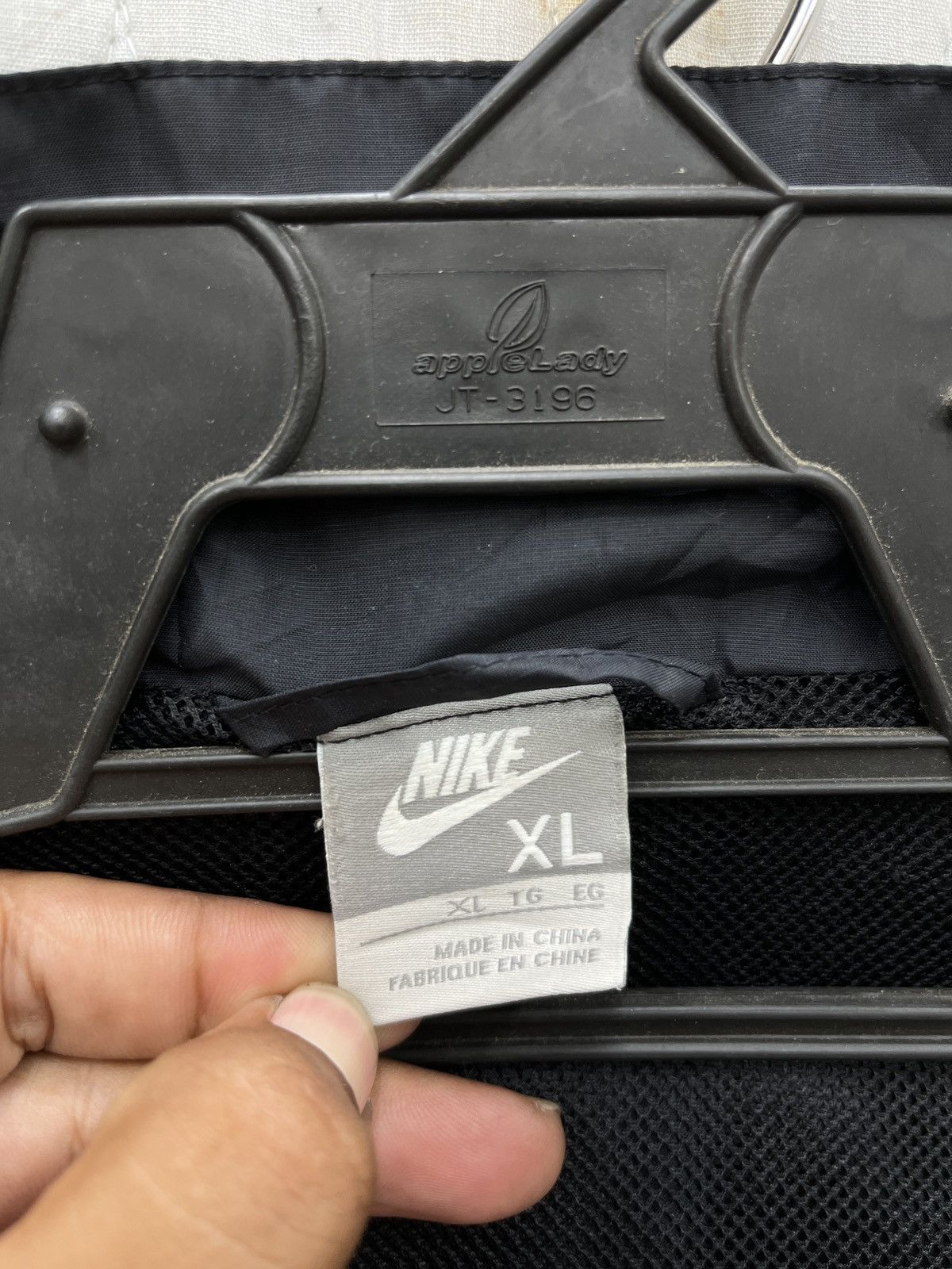 Nike 🔥🔥🔥STEALS NIKE WINDBREAKER Size US L / EU 52-54 / 3 - 8 Thumbnail