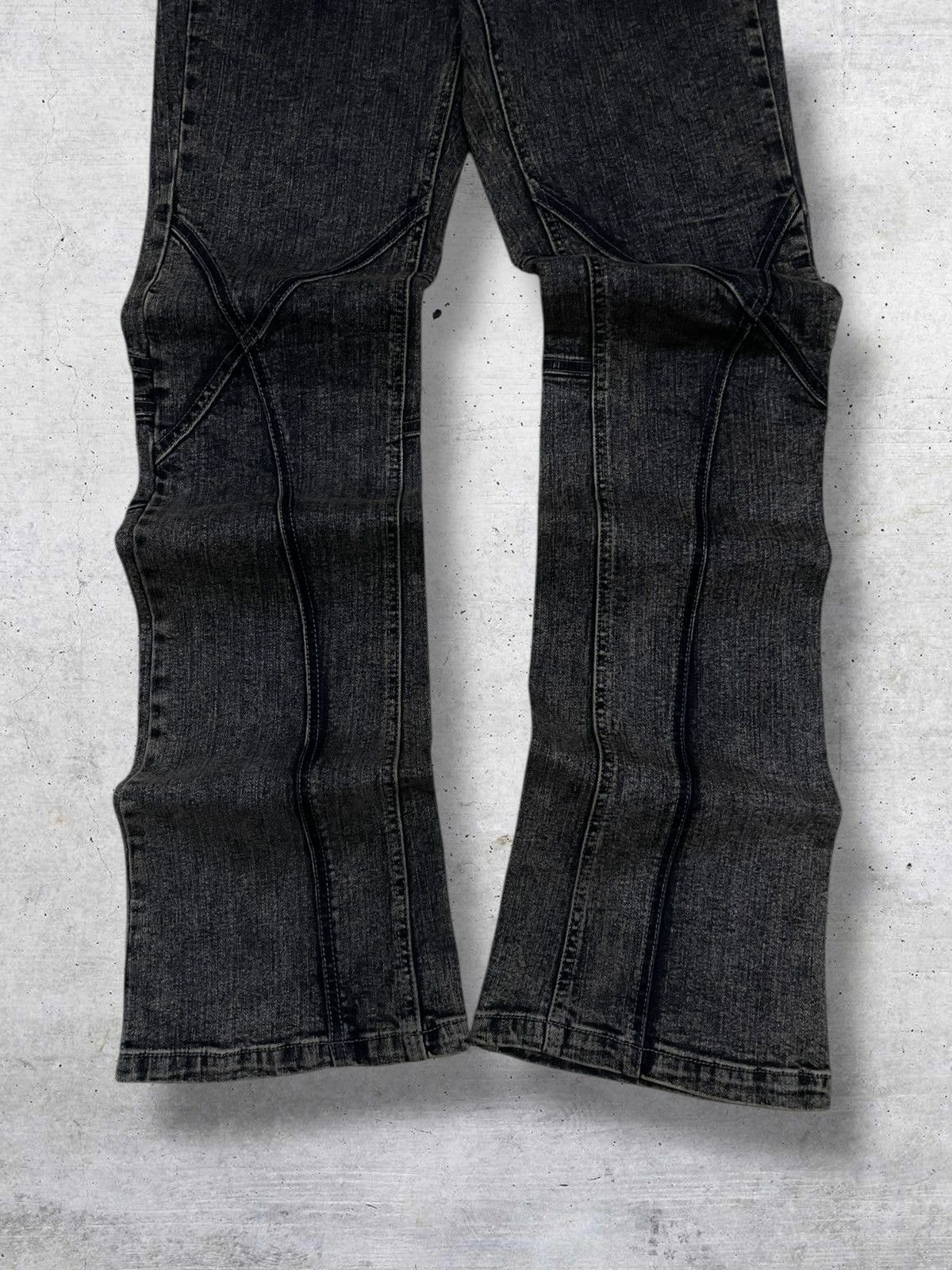Tornado Mart JAPAN ARCHITECTURAL ADORE GOTHIC FLARE 90S DESIGNER DENIM Size US 30 / EU 46 - 3 Thumbnail