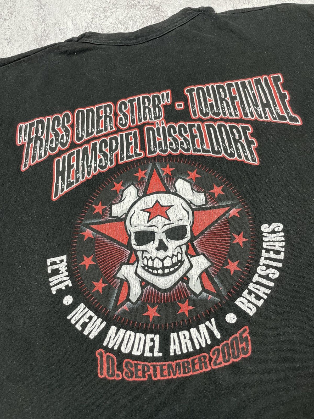 Band Tees Vintage Die Toten Hosen T-Shirt 2005 tour Size US M / EU 48-50 / 2 - 6 Thumbnail