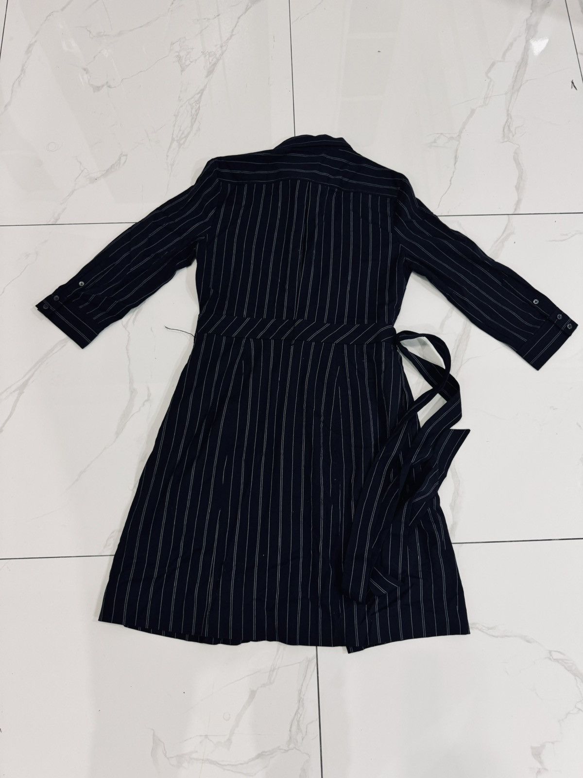Banana Republic Banana Republic Blouse Size S / US 4 / IT 40 - 2 Thumbnail