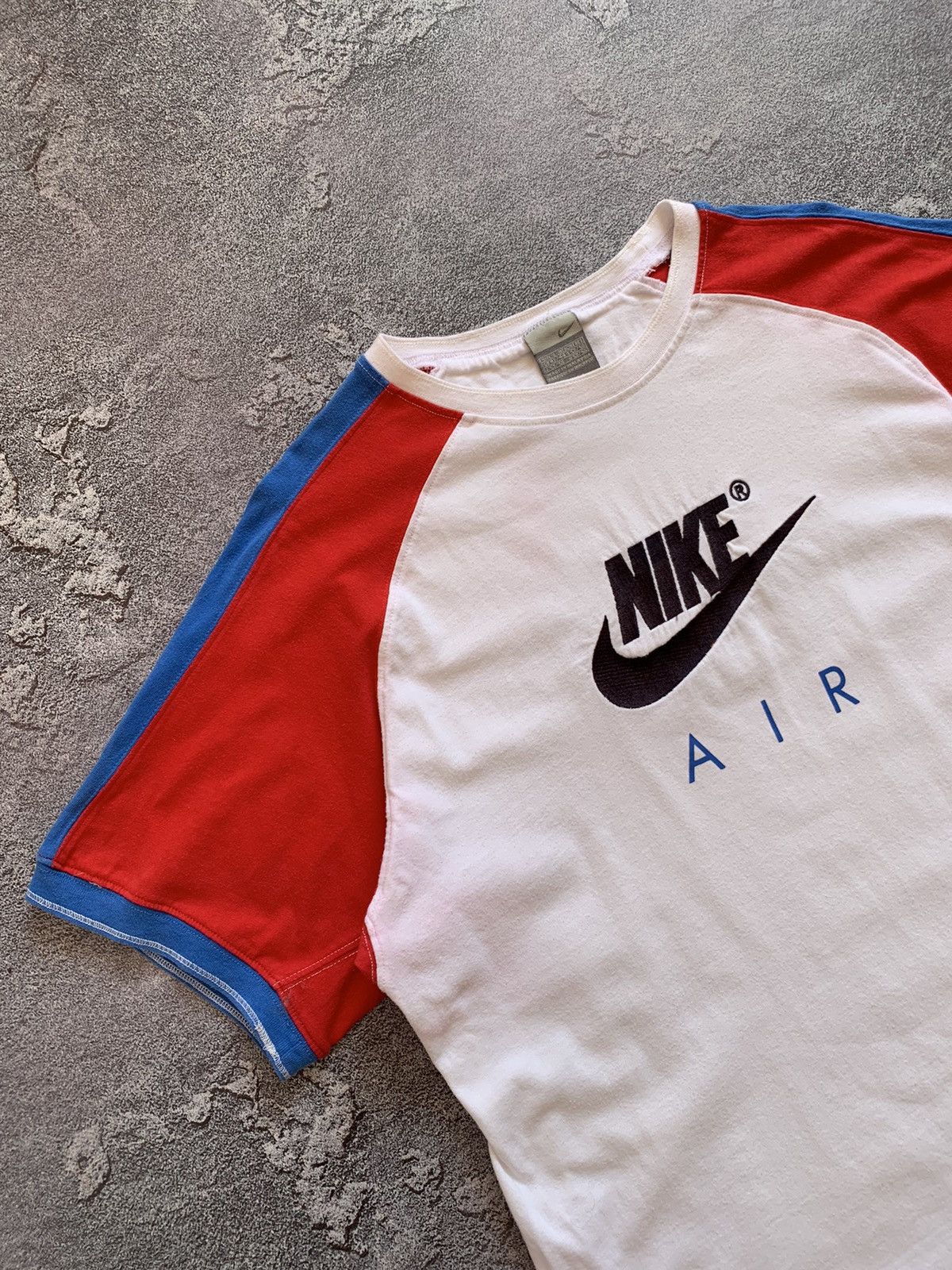 Nike × Nike ACG × Vintage VTG 90’s Nike Center Big Logo T-shirt Y2K Size US L / EU 52-54 / 3 - 2 Thumbnail