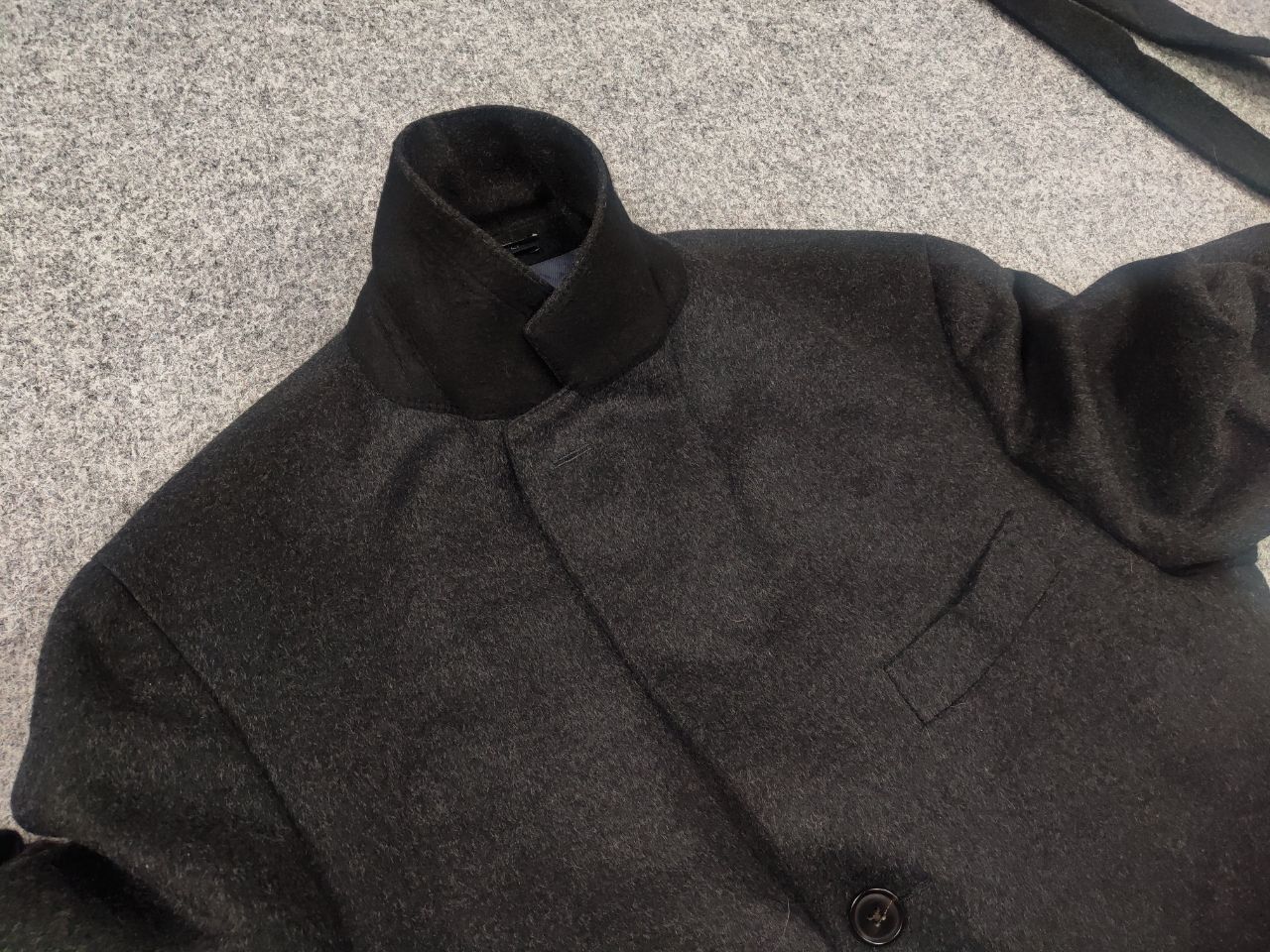 Suitsupply Suitsupply Vicenza overcoat Wool Buttons and belt Mid Jacket Size US L / EU 52-54 / 3 - 14 Thumbnail