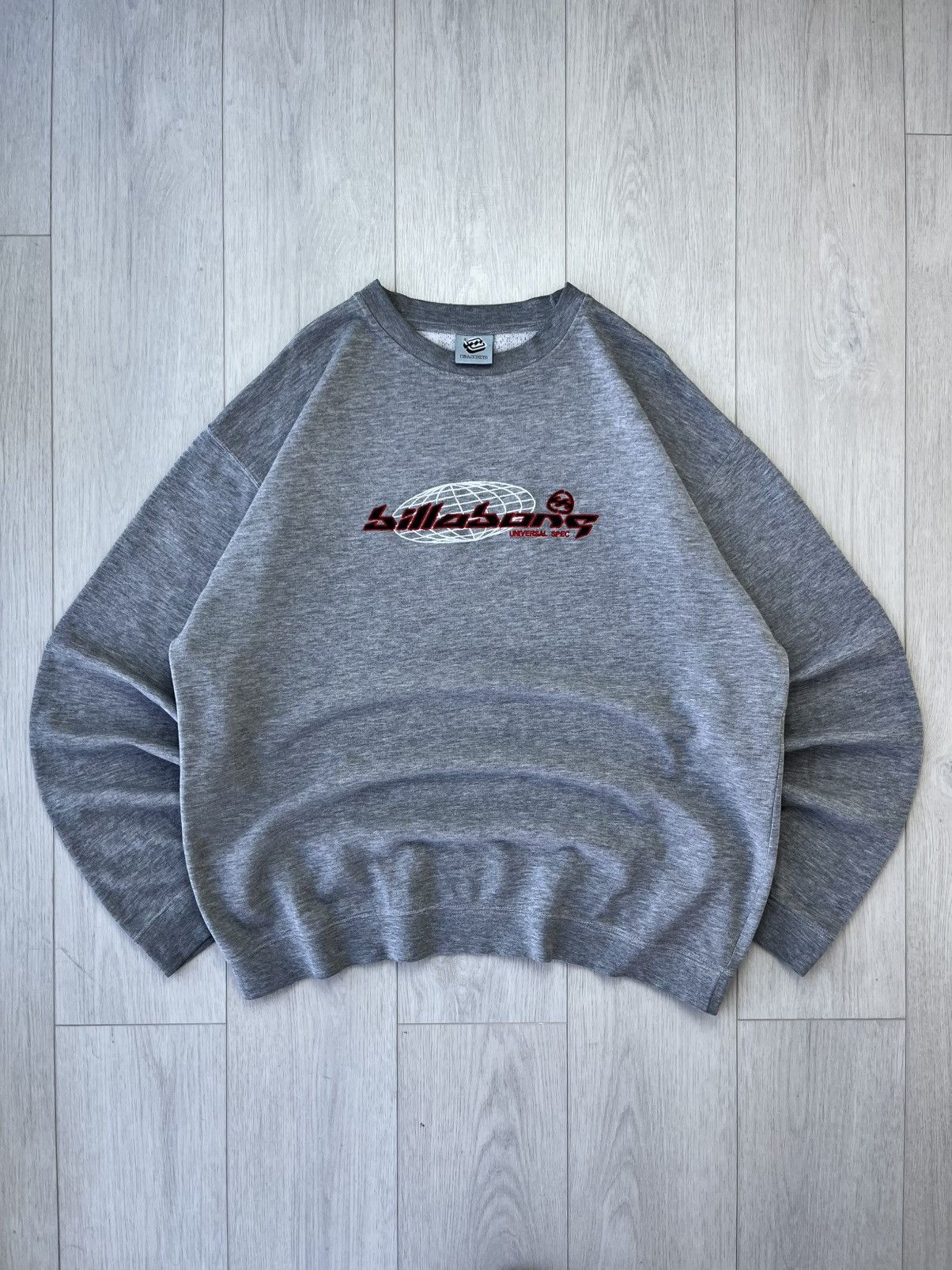 Billabong Vintage Billabong Sweatshirt Center Logo Y2K Surf Skater 90s Size US L / EU 52-54 / 3 - 1 Thumbnail