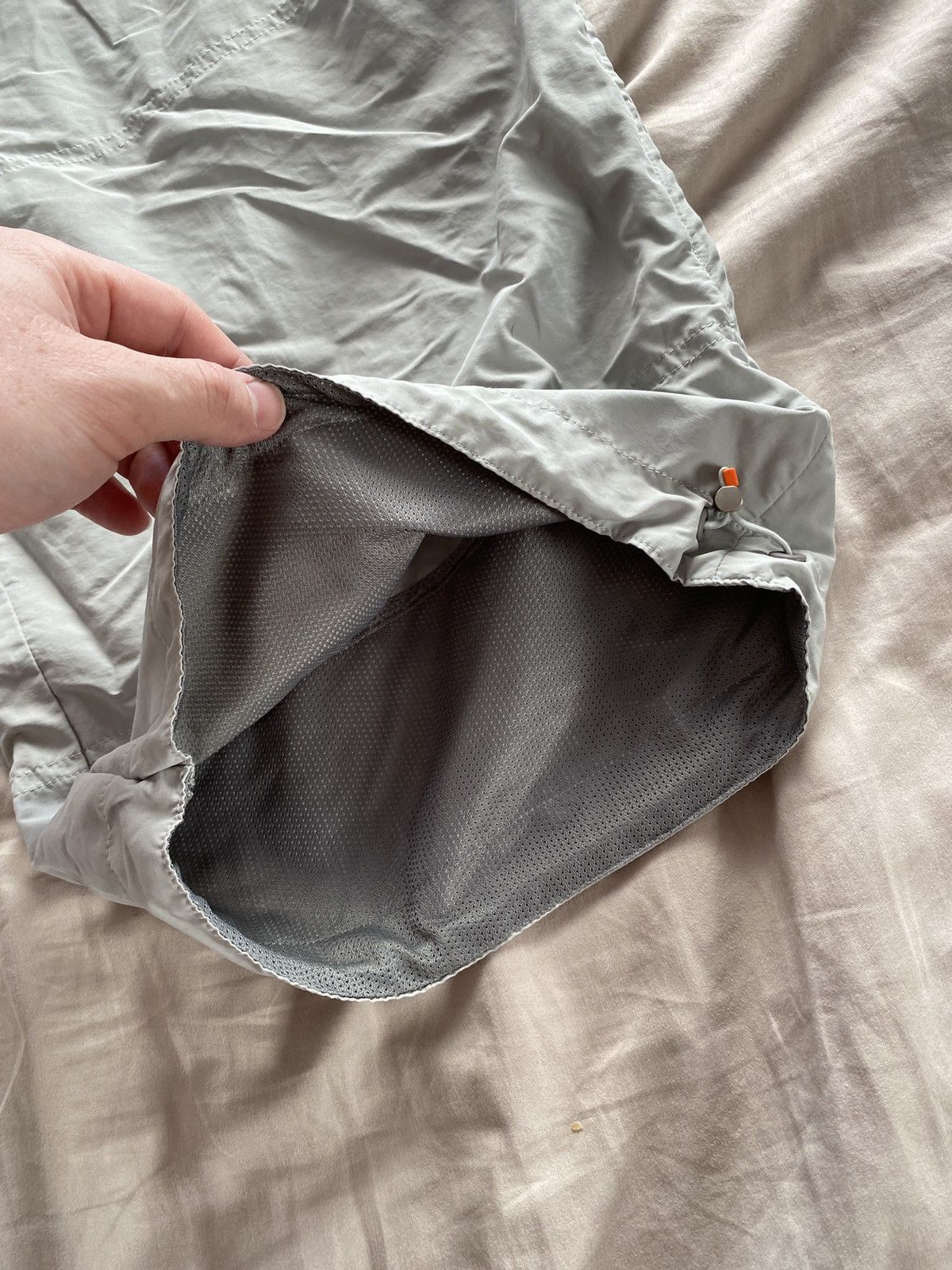 Hugo Boss Boss 3/4 length technical shorts Size US 32 / EU 48 - 2 Thumbnail