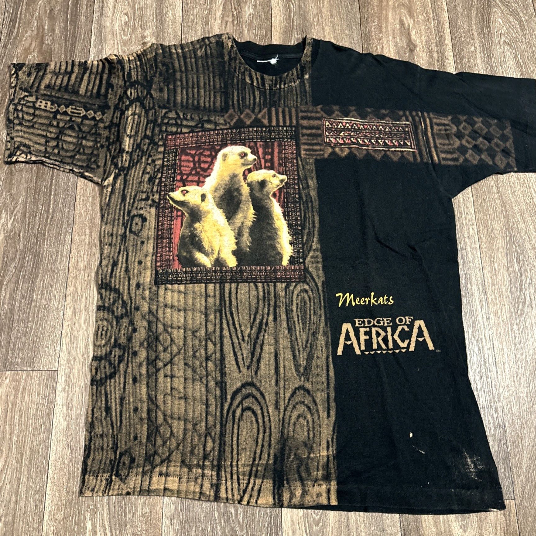Vintage VINTAGE 90s Meerkats Edge of Africa Nature Animal All Over Print T-Shirt XL Black Mens Size US XL / EU 56 / 4 - 4 Thumbnail