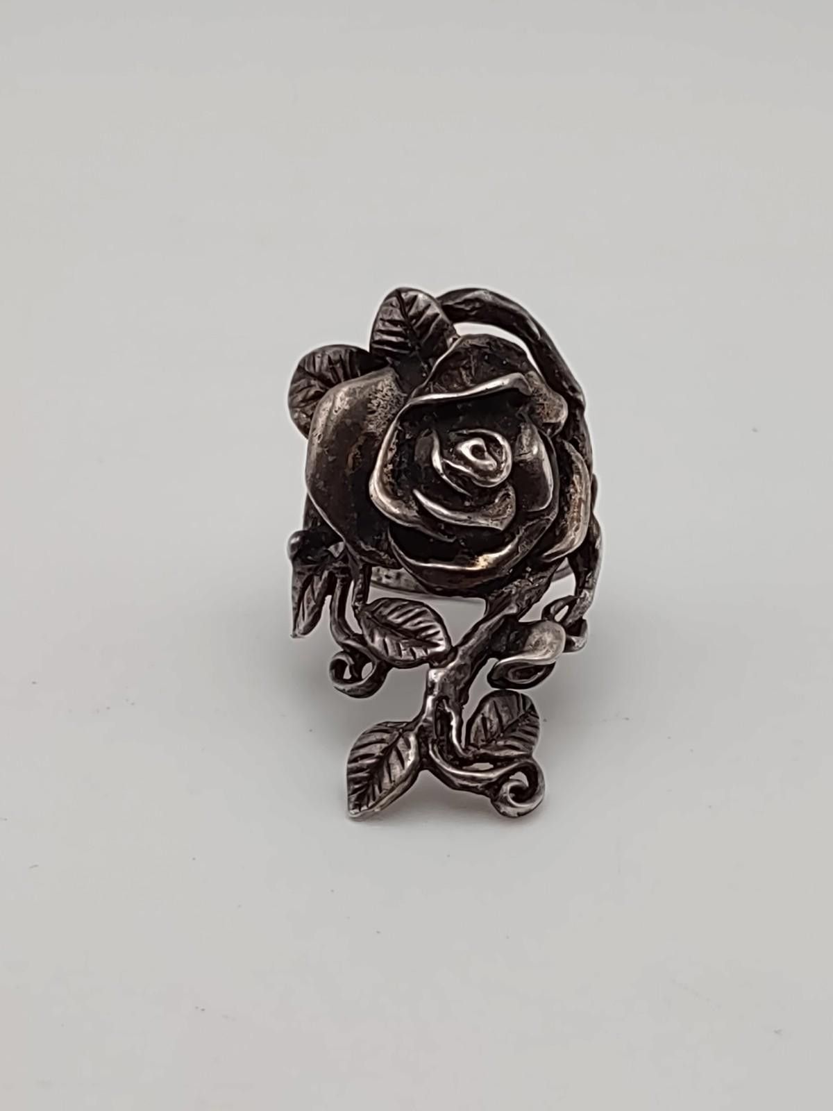 The Unbranded Brand Vintage Sterling Silver Rose Flower Ring Size 6 Size ONE SIZE - 1 Thumbnail