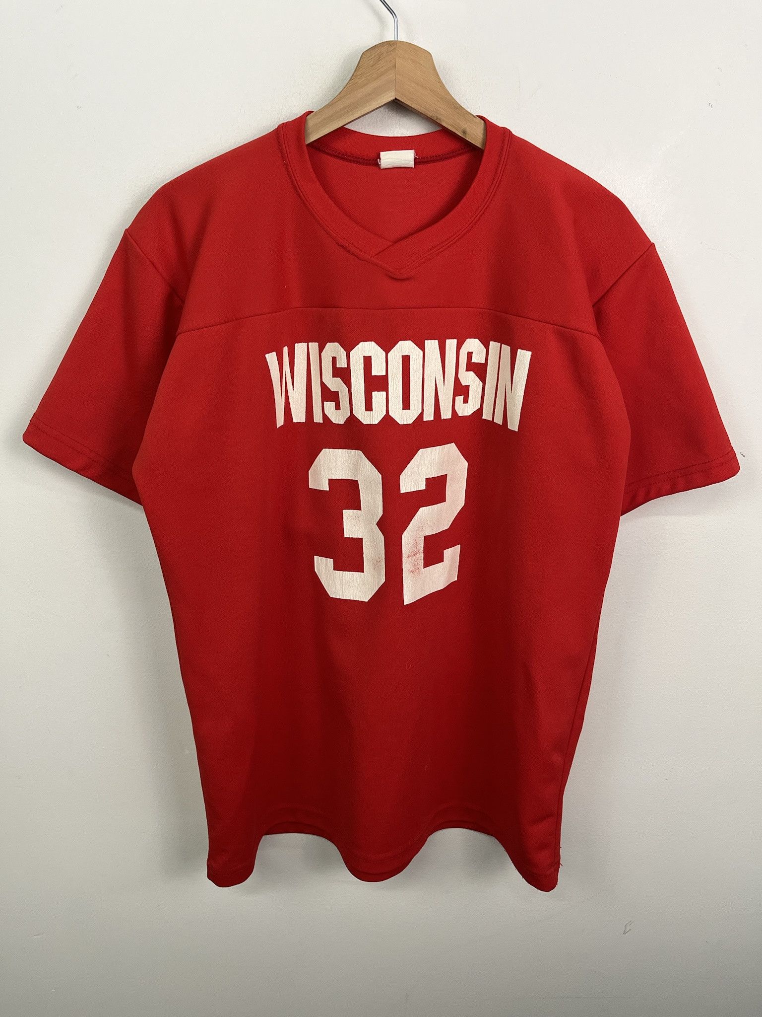 NFL Vinage Wisconsin Badgers Jersey 1980s Badgers Jersey Size L Size US L / EU 52-54 / 3 - 1 Thumbnail