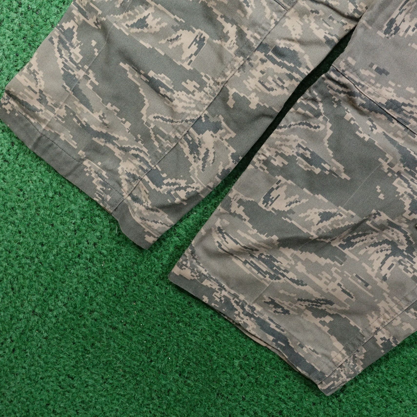 American Apparel AMERICAN APPAREL CAMOUFLAGE CARGO PANTS 34 REGULAR MULTICOLOR CASUAL MENS Size US 34 / EU 50 - 4 Thumbnail