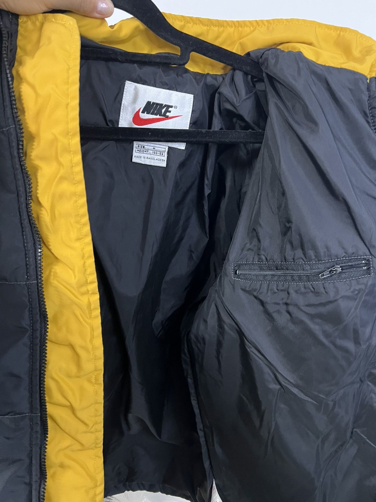 Nike Vintage nike parka jacket black xs yellow Size XS / US 0-2 / IT 36-38 - 2 Thumbnail
