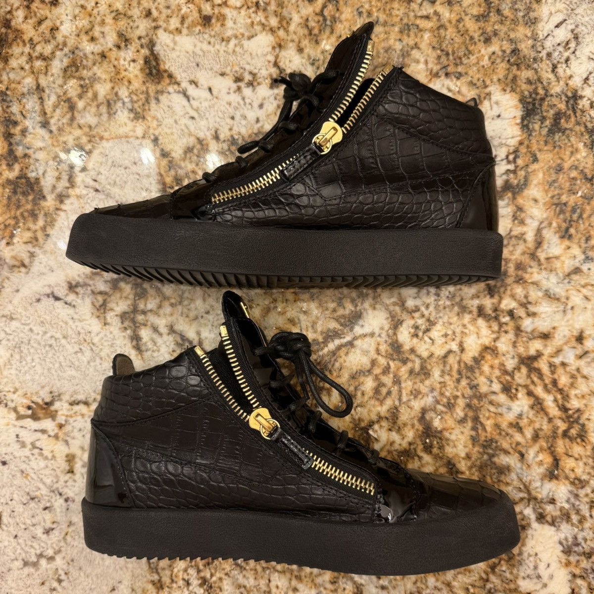 Giuseppe Zanotti Giuseppe Zanotti Kriss Midtop Black Crocodile Size US 9 / EU 42 - 3 Thumbnail