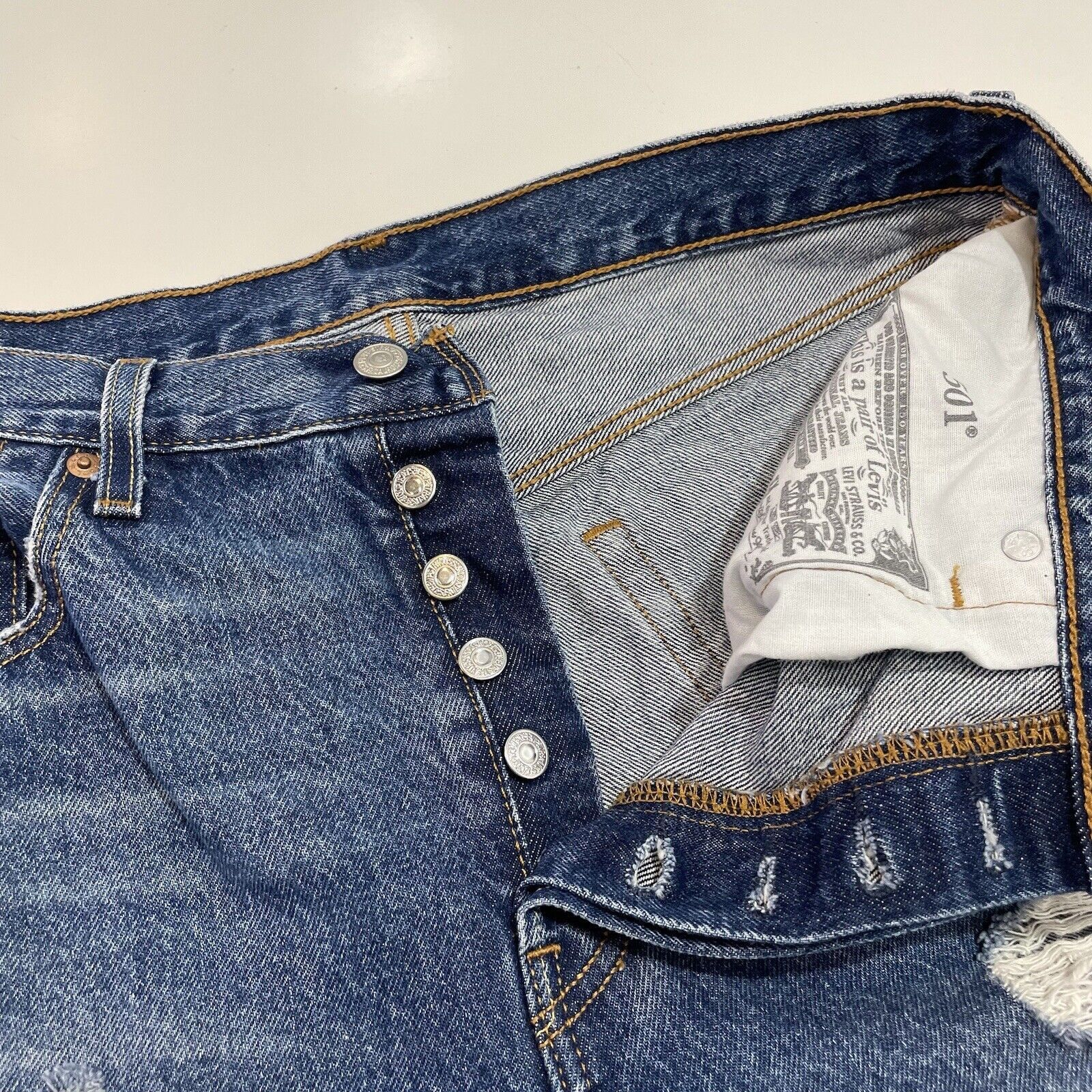 Levi's Levi’s Strauss Men’s 501 Jeans Button Fly Straight Leg Blue Size US 31 - 6 Thumbnail