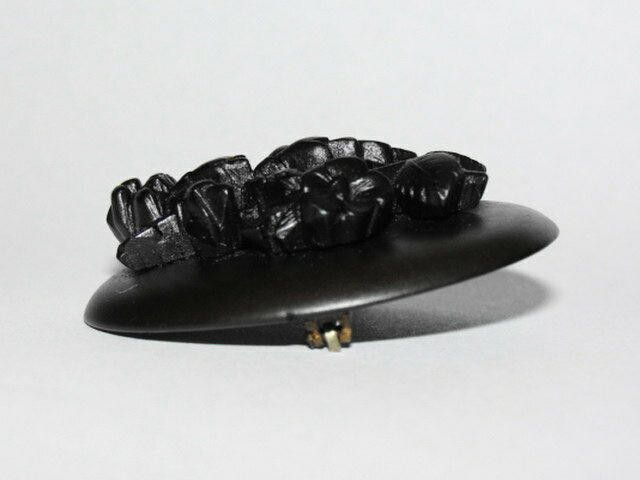 Designer Victorian Forget Me Not Cameo Gutta Percha Pin Brooch Size ONE SIZE - 2 Thumbnail