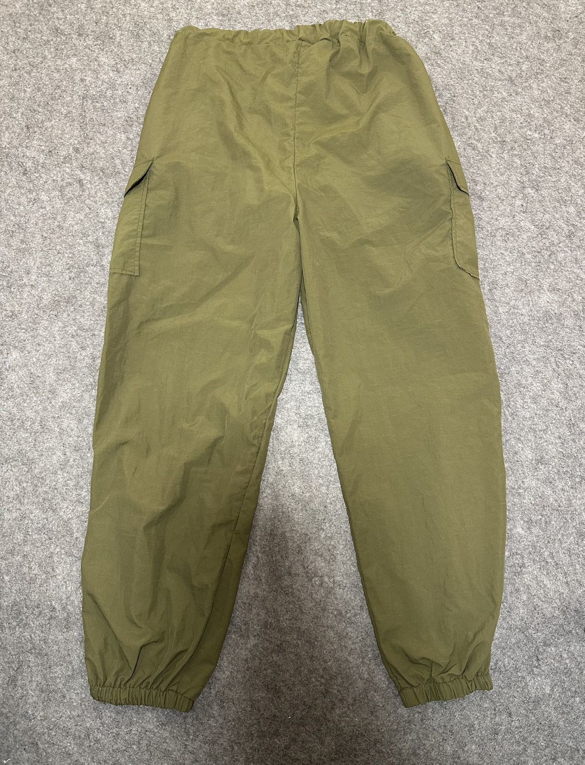 Japanese Brand nylon pants from the Blue strive brand . Size US 30 / EU 46 - 2 Thumbnail