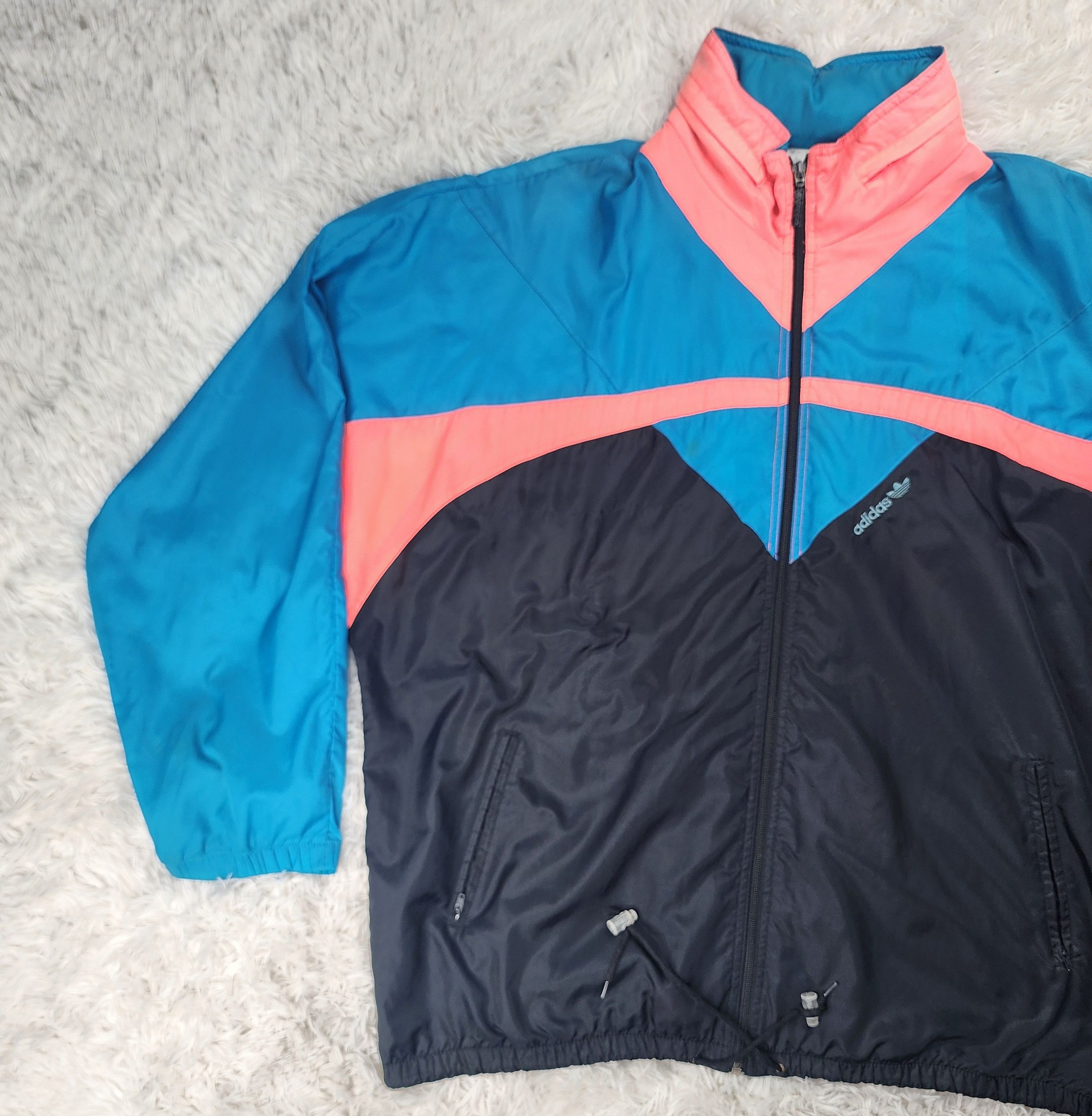 Adidas Vintage 90s Adidas windbreaker hoodied jacket Size US L / EU 52-54 / 3 - 3 Thumbnail