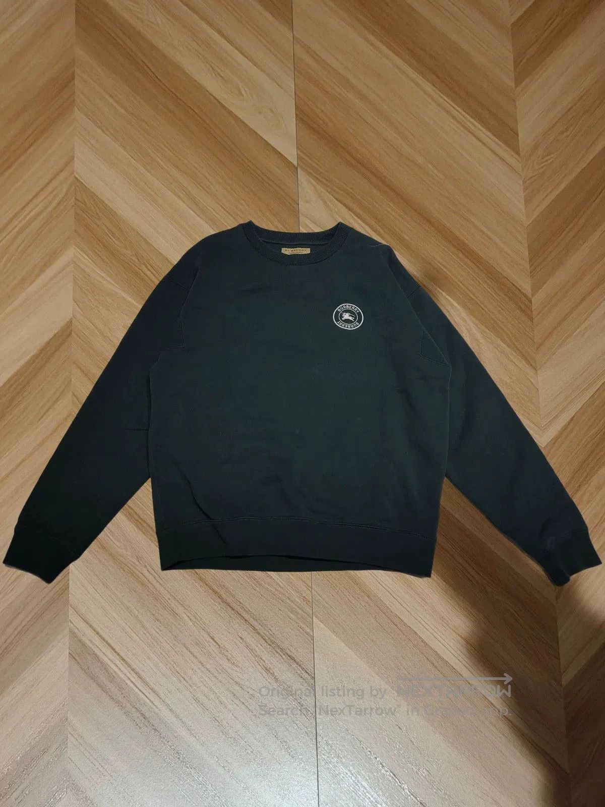 Burberry burberry round neck sweatshirt size small. Size US S / EU 44-46 / 1 - 1 Thumbnail