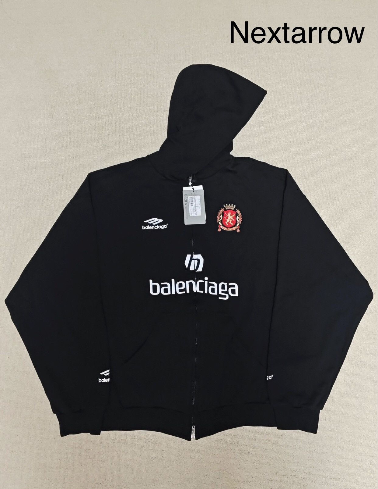 Balenciaga Balenciaga 24 Spring Manchester United 3Bsports ZipperHoodie Size US S / EU 44-46 / 1 - 1 Thumbnail