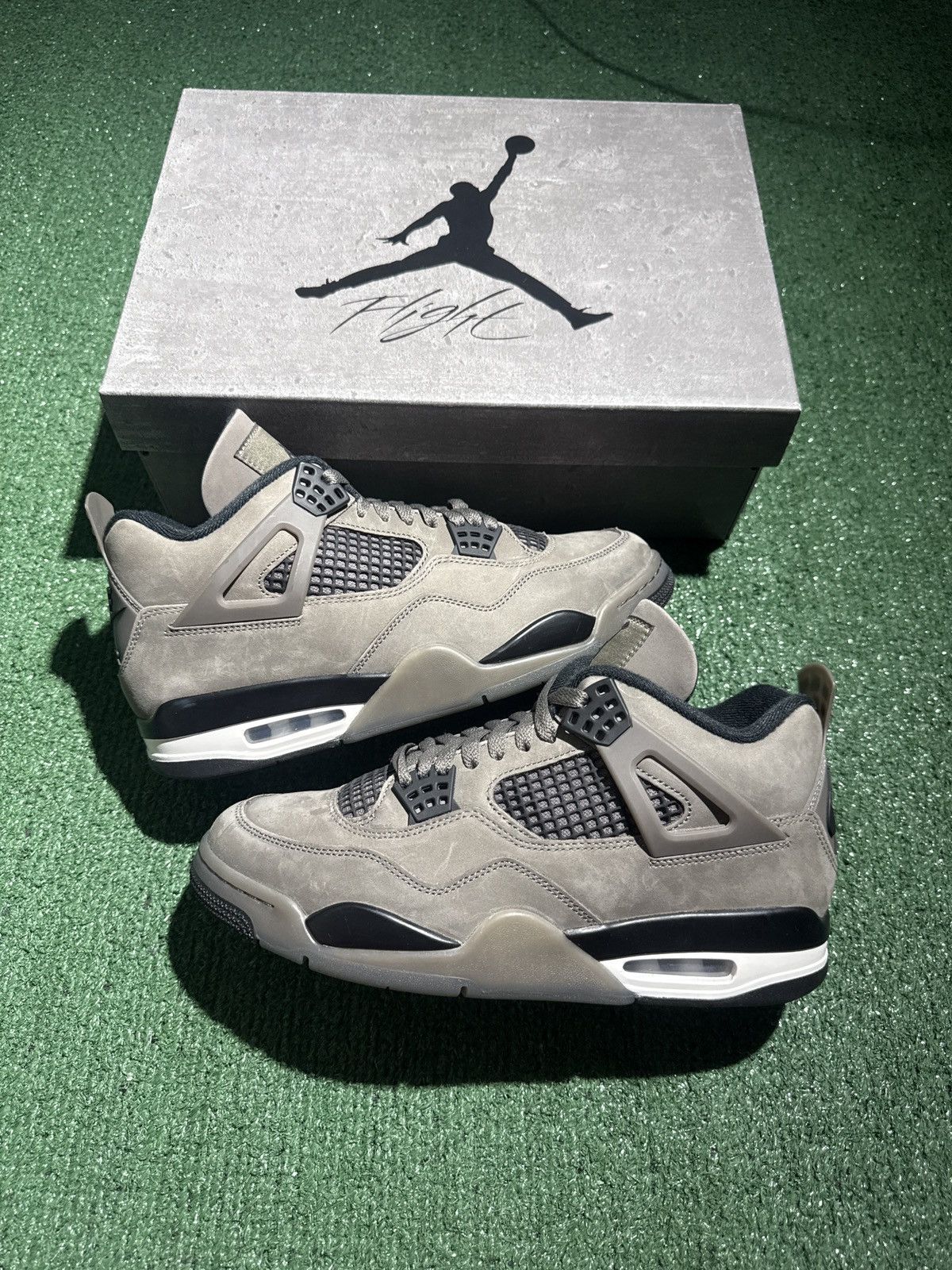 Jordan Brand Jordan 4 cave stone Size US 10 / EU 43 - 1 Thumbnail