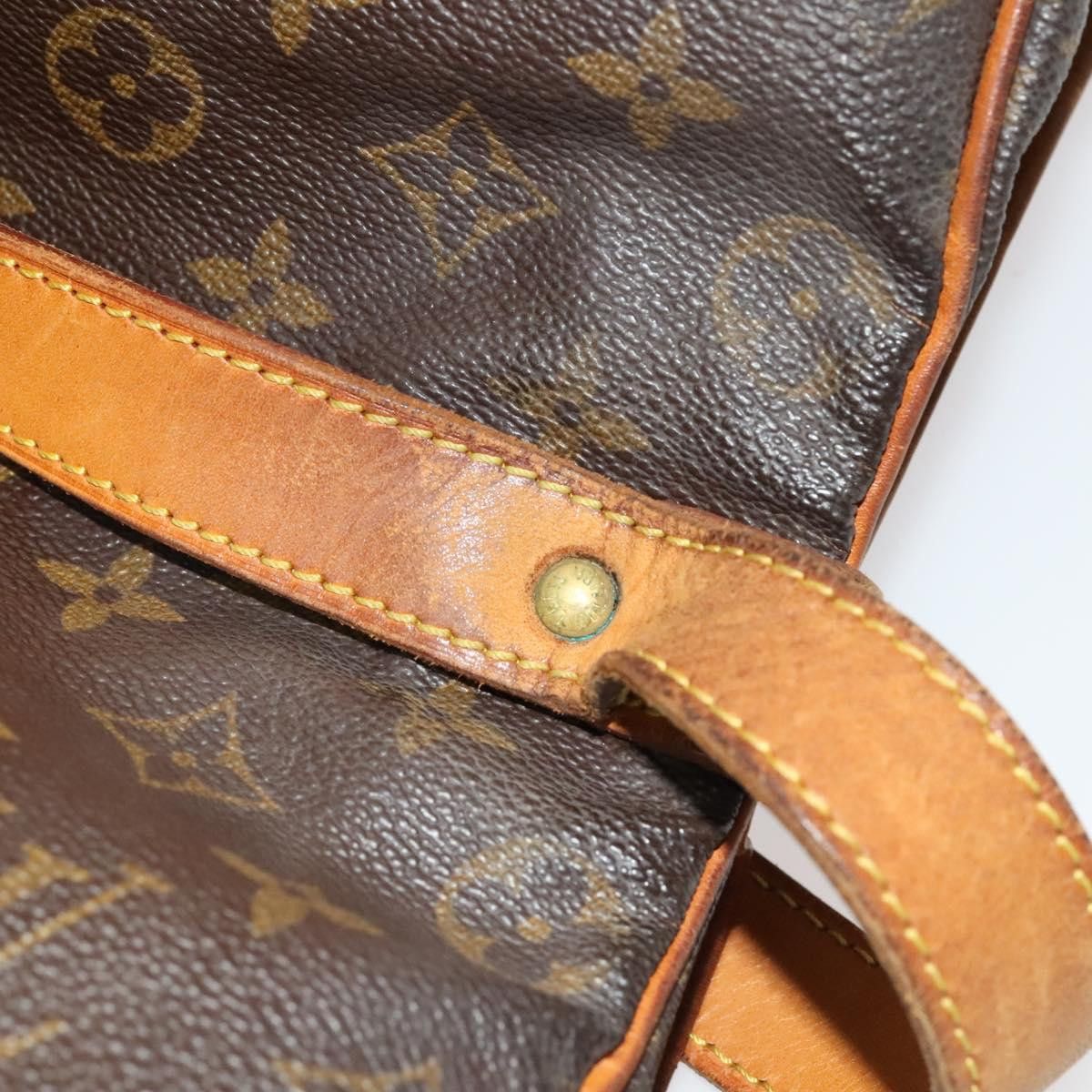 Louis Vuitton LOUIS VUITTON Monogram Saumur 35 Shoulder Bag M42254 Size ONE SIZE - 9 Thumbnail
