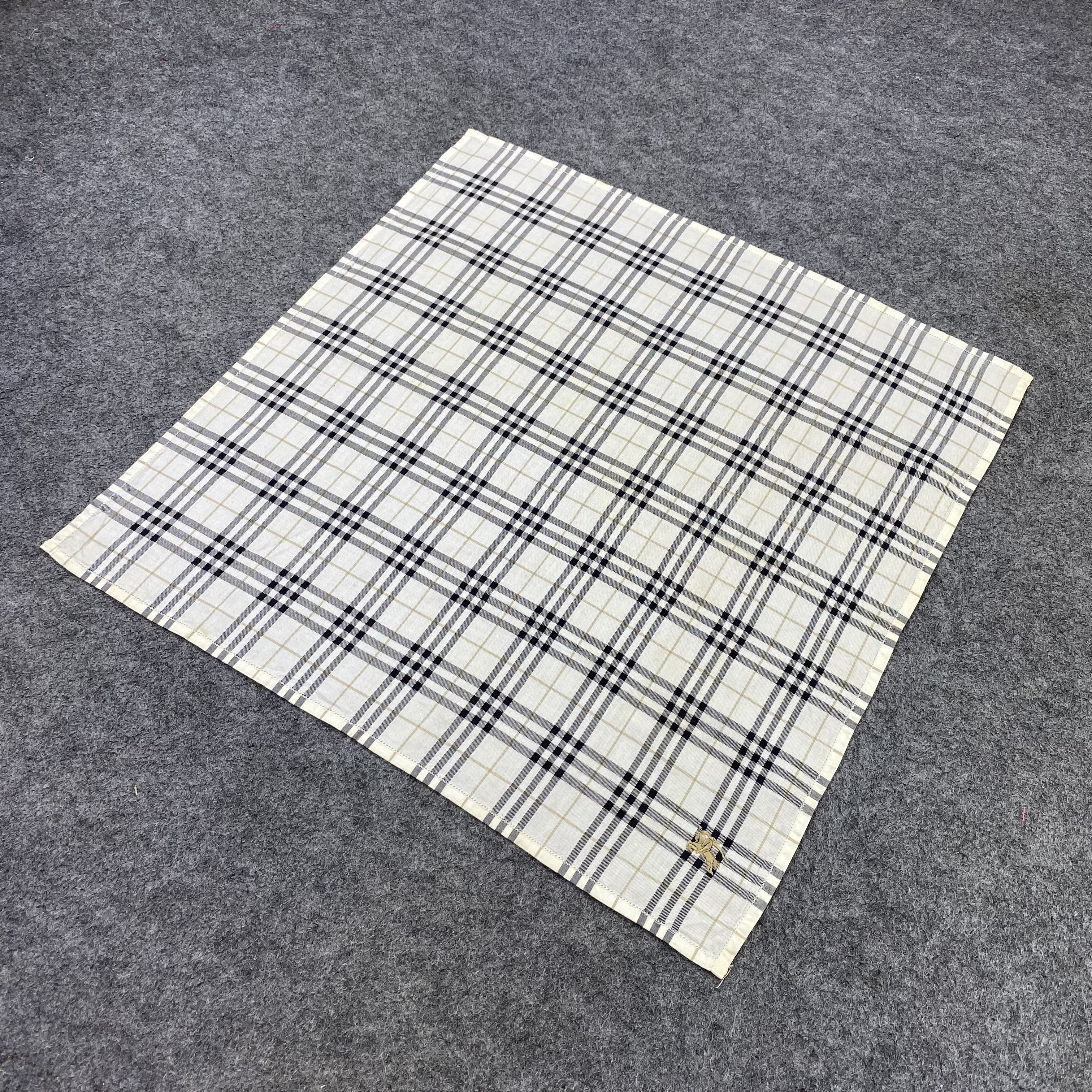 Burberry Burberry Handkerchief / Bandana / Neckerchief-B2345 Size ONE SIZE - 4 Thumbnail