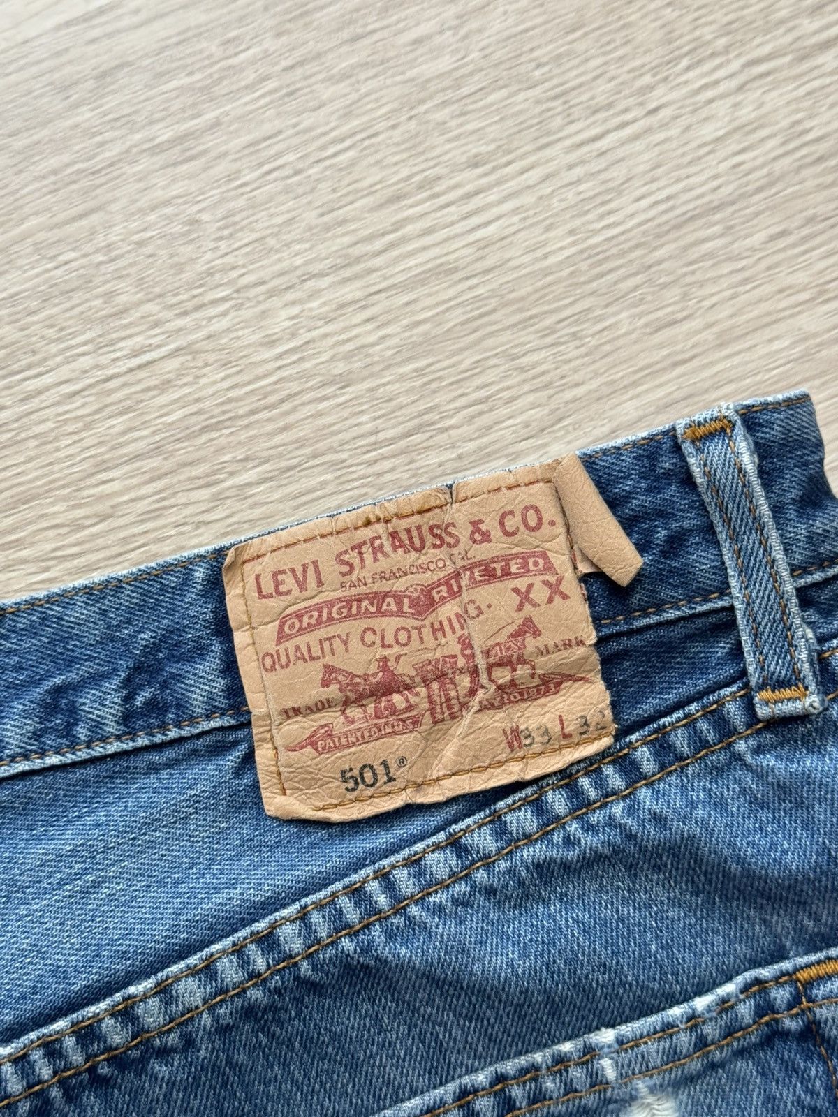 Levi's Levi’s Distressed Made In USA Blue Denim Jeans Size US 31 - 8 Thumbnail