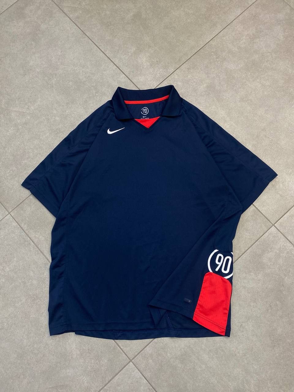 Nike Vintage Nike Total 90 Collared Small Logo Jersey T-Shirt Size US XL / EU 56 / 4 - 1 Thumbnail