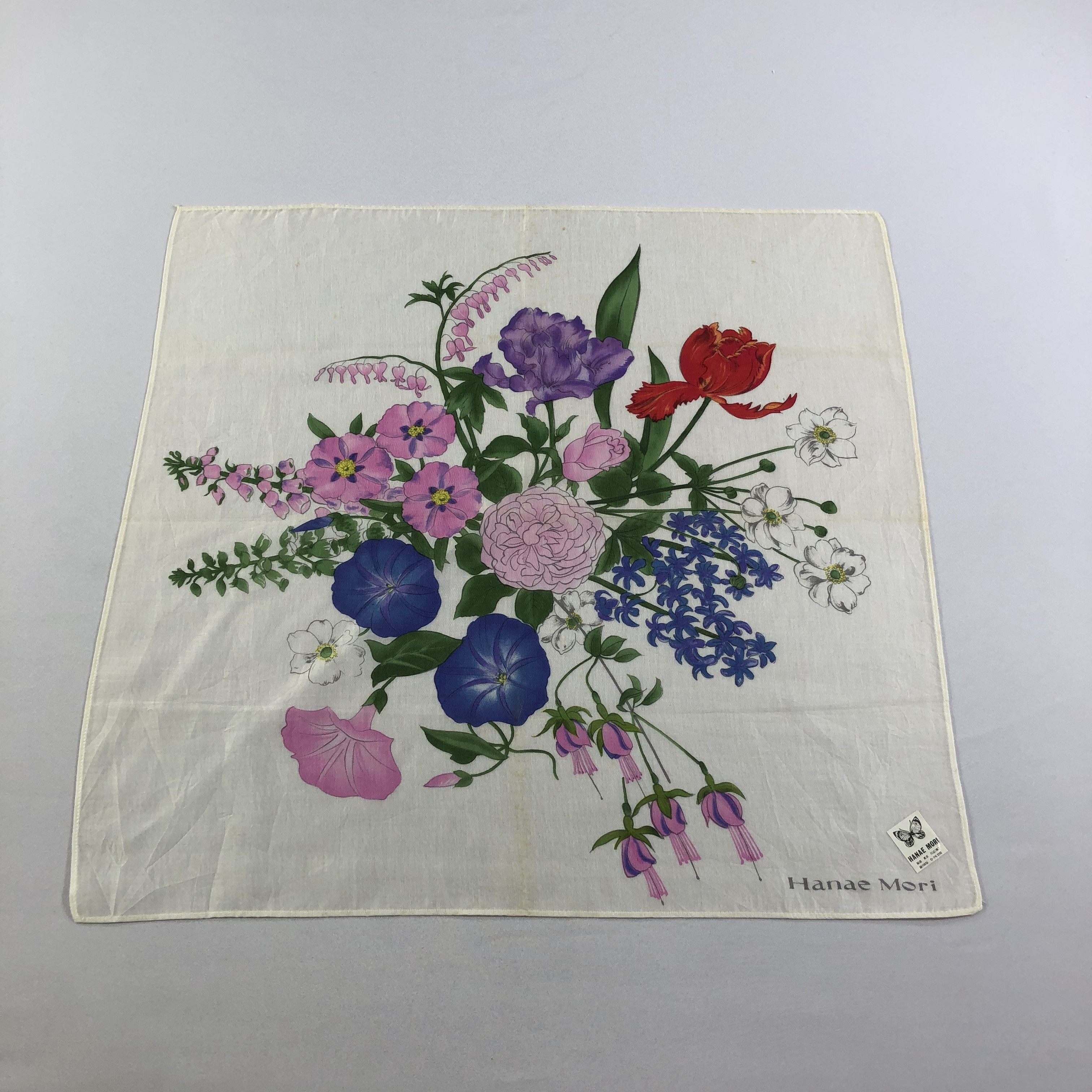 Hanae Mori × Japanese Brand × Vintage Hanae Mori Handkerchief Neckerchief Bandana H2091 Size ONE SIZE - 1 Thumbnail