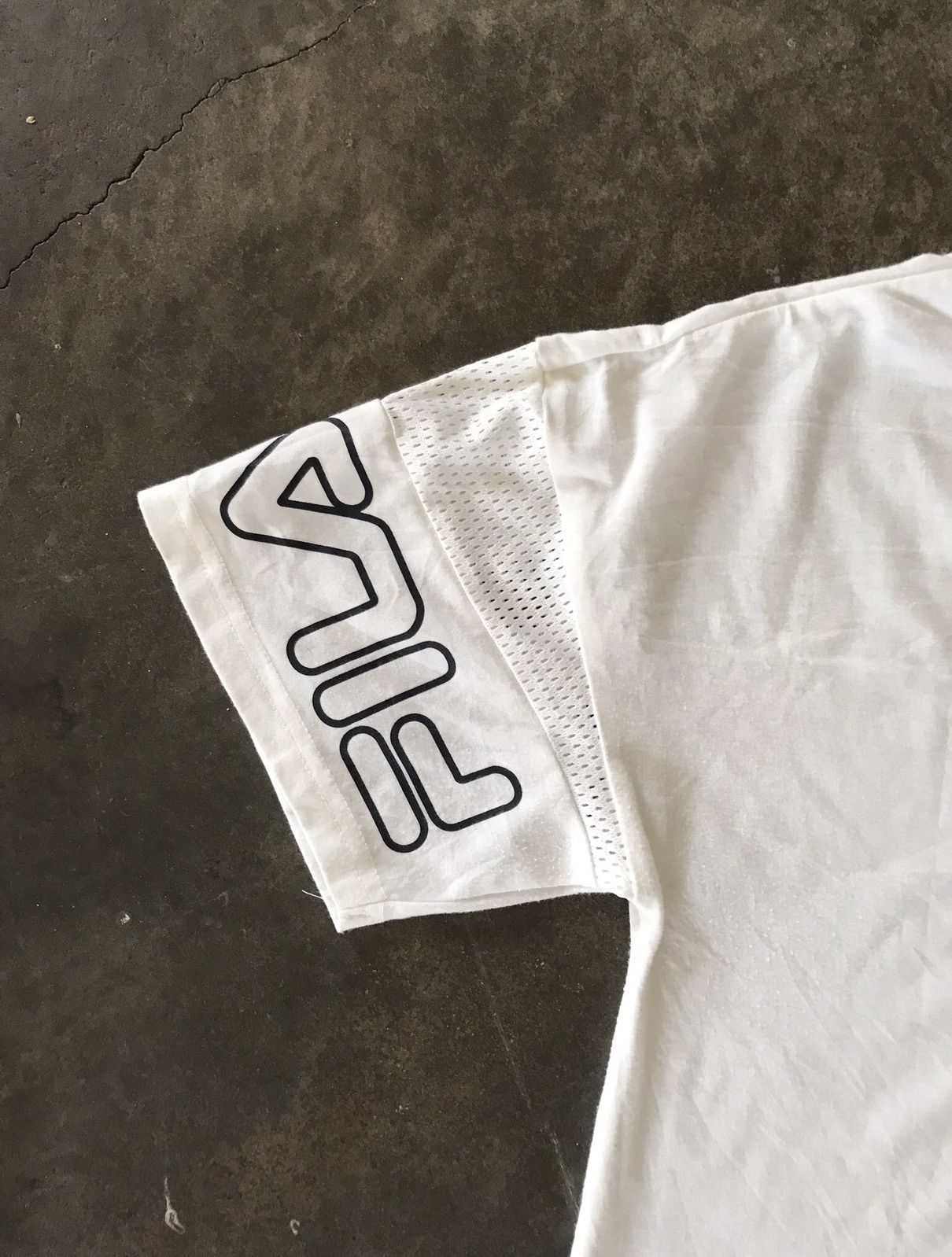 Fila × Vintage FILA Off White V neck shirt Size US M / EU 48-50 / 2 - 7 Thumbnail