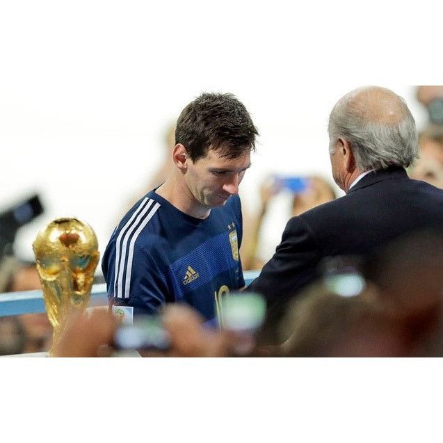 Adidas Messi Argentina 2014 WORLD CUP FINAL Away Soccer Jersey M Size US M / EU 48-50 / 2 - 9 Thumbnail