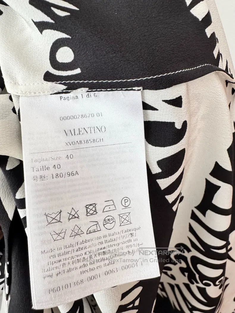 Valentino Valentino Black and white logo streamer silk shirt Size US S / EU 44-46 / 1 - 3 Thumbnail