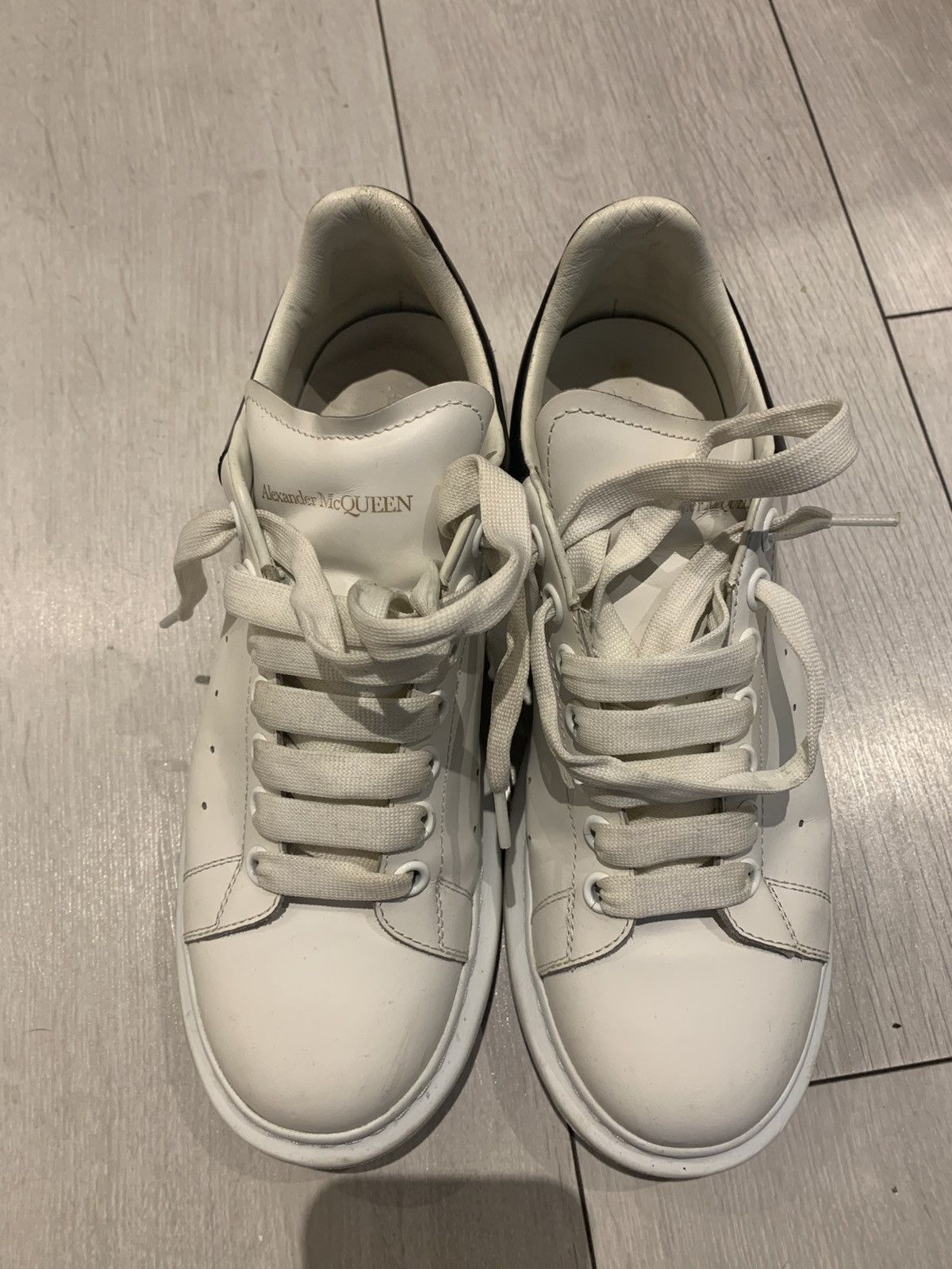 Alexander McQueen Alexander McQueen size 9 Size US 9 / EU 42 - 6 Thumbnail