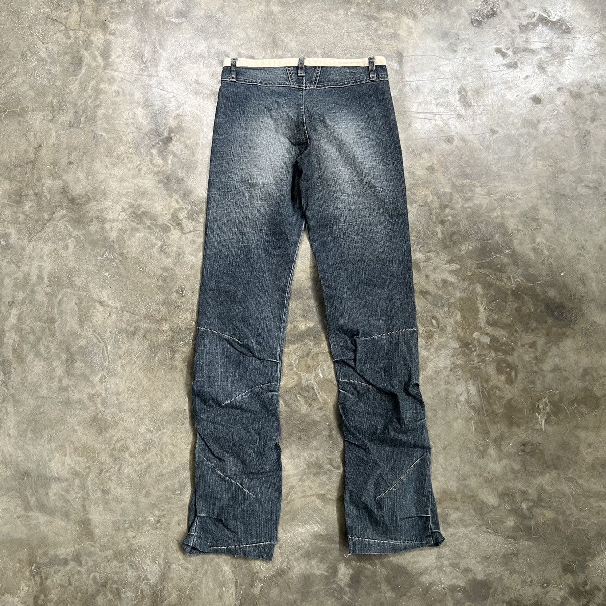 Marithe + Francois Girbaud Marithe Francois Girbaud Jeans Size US 26 / EU 42 - 2 Thumbnail