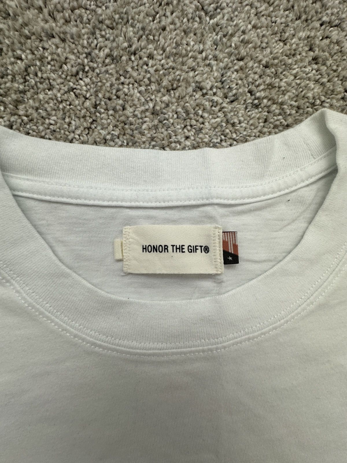 Honor the Gift Honor the Gift t shirt Size US XL / EU 56 / 4 - 2 Thumbnail