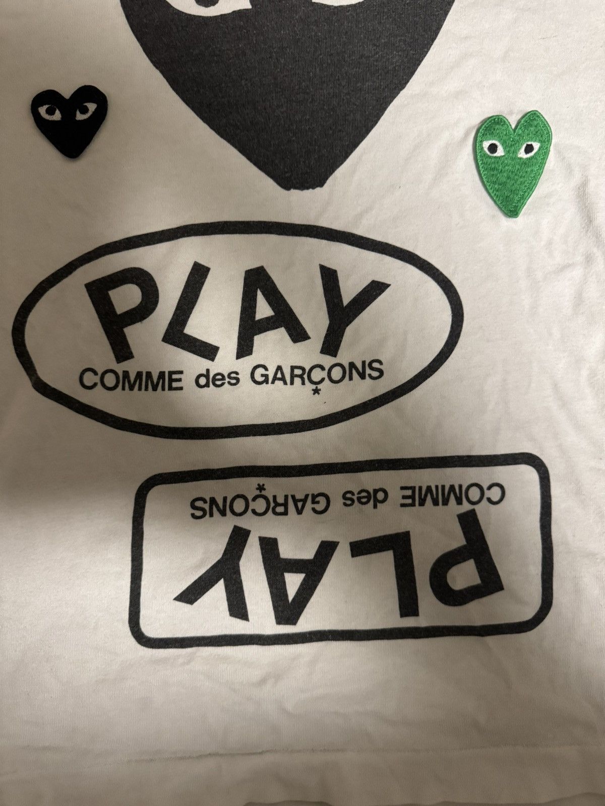 Comme des Garcons PLAY Comme Des Garcons Play 4 Hearts Tshirt Size US S / EU 44-46 / 1 - 3 Thumbnail