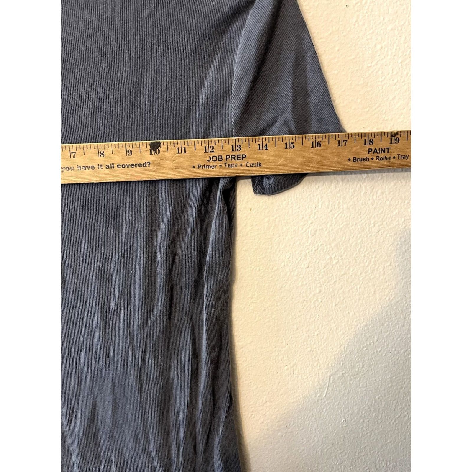 Old Navy Old Navy T-Shirt Women's S Gray Short Sleeve Crew Neck Tee Size S / US 4 / IT 40 - 4 Thumbnail