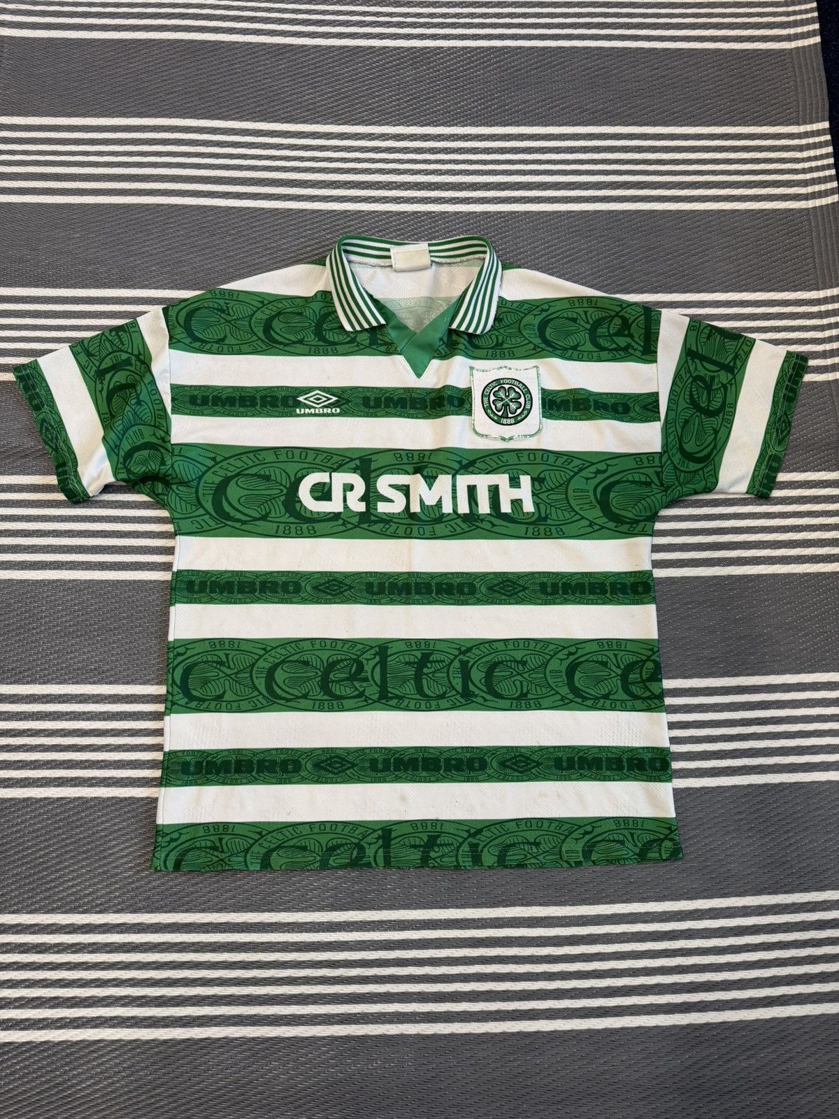 Umbro Vintage Celtic Scottish 1995/1997 Home FOOTBALL SHIRT SOCCER Size US XL / EU 56 / 4 - 1 Thumbnail