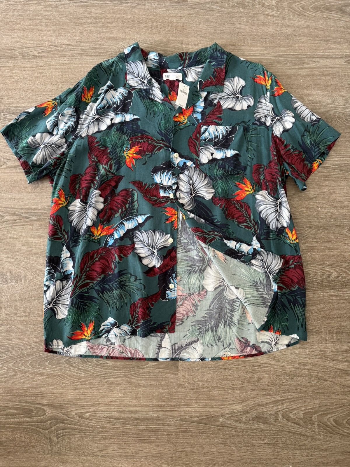 Gap Brand new Gap Hawaiian button up shirt Size US L / EU 52-54 / 3 - 1 Thumbnail