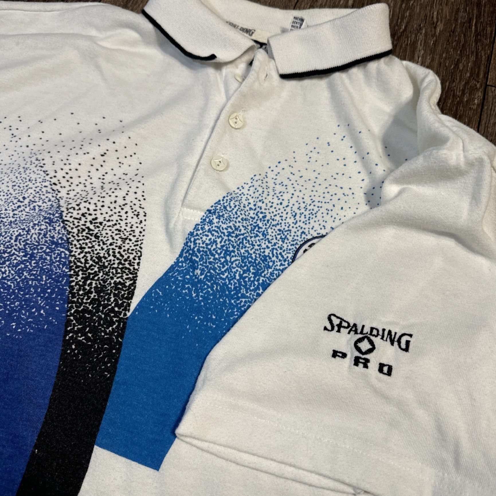 Spalding VINTAGE Spalding Tennis Pro Polo White Shirt XL Collared 80s, Unisex Adults, Polyester (if material given) Size US XL / EU 56 / 4 - 4 Thumbnail