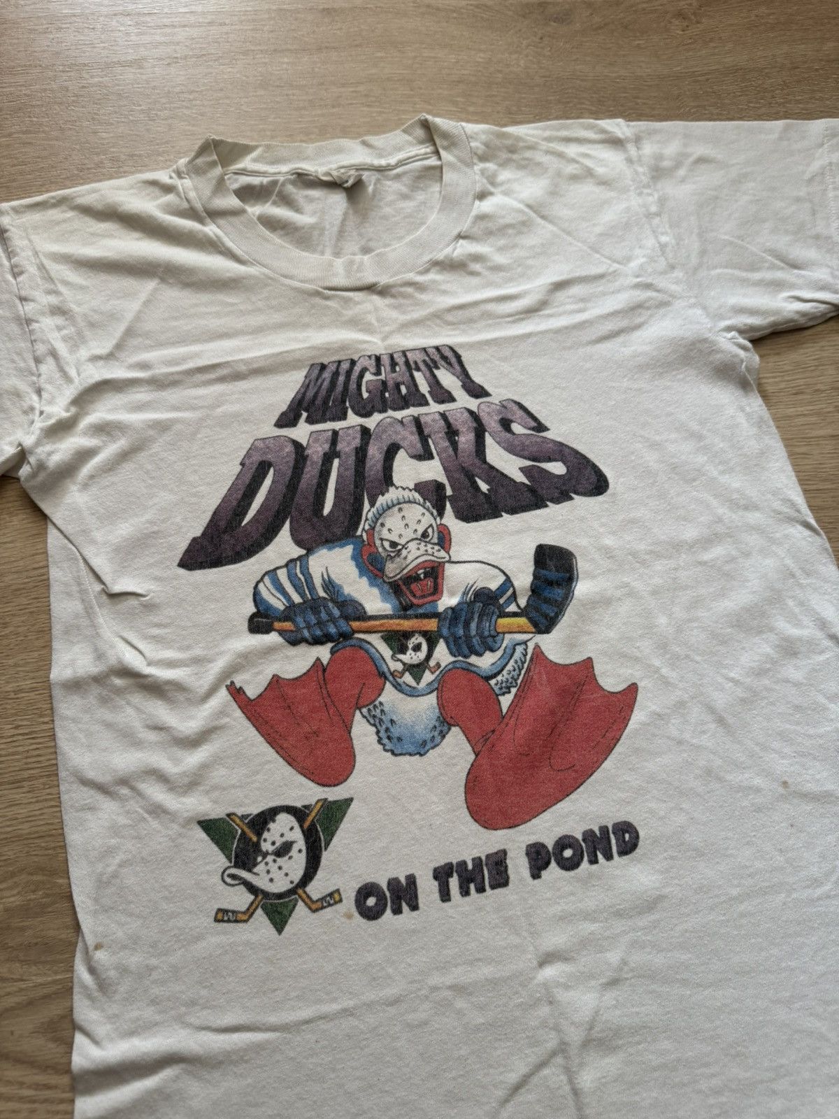 NFL Vintage 90s Screen Stars NFL The Mighty Ducks Hockey T-Shirt Size S / US 4 / IT 40 - 2 Thumbnail