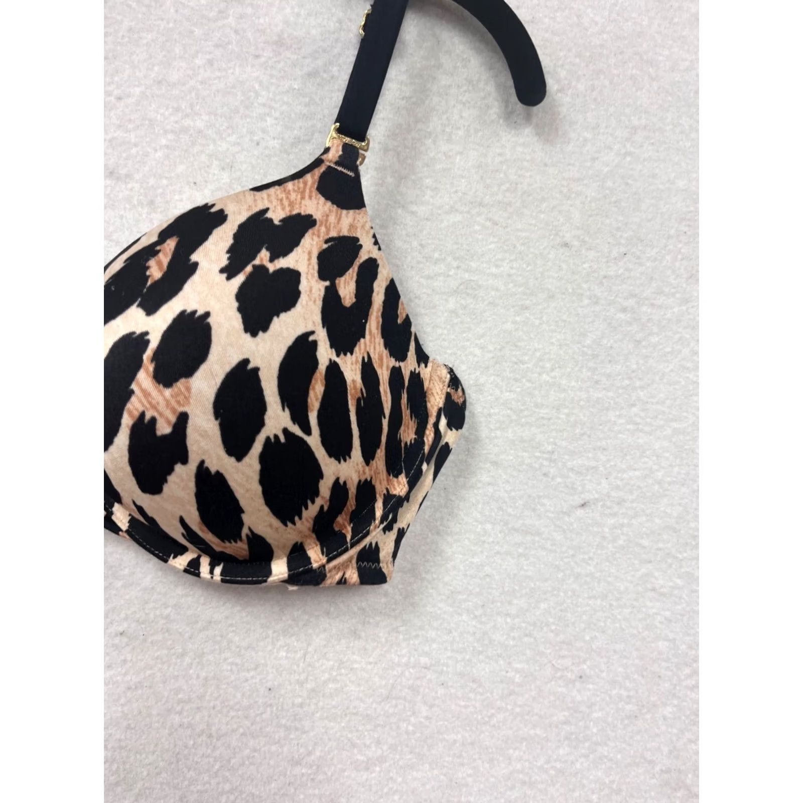 Victoria's Secret Victoria's Secret Leopard Print Padded Underwire Bra 36D #8548 Unisex Adults 36D Leopard T-Shirt Bra Womens Size ONE SIZE - 5 Thumbnail