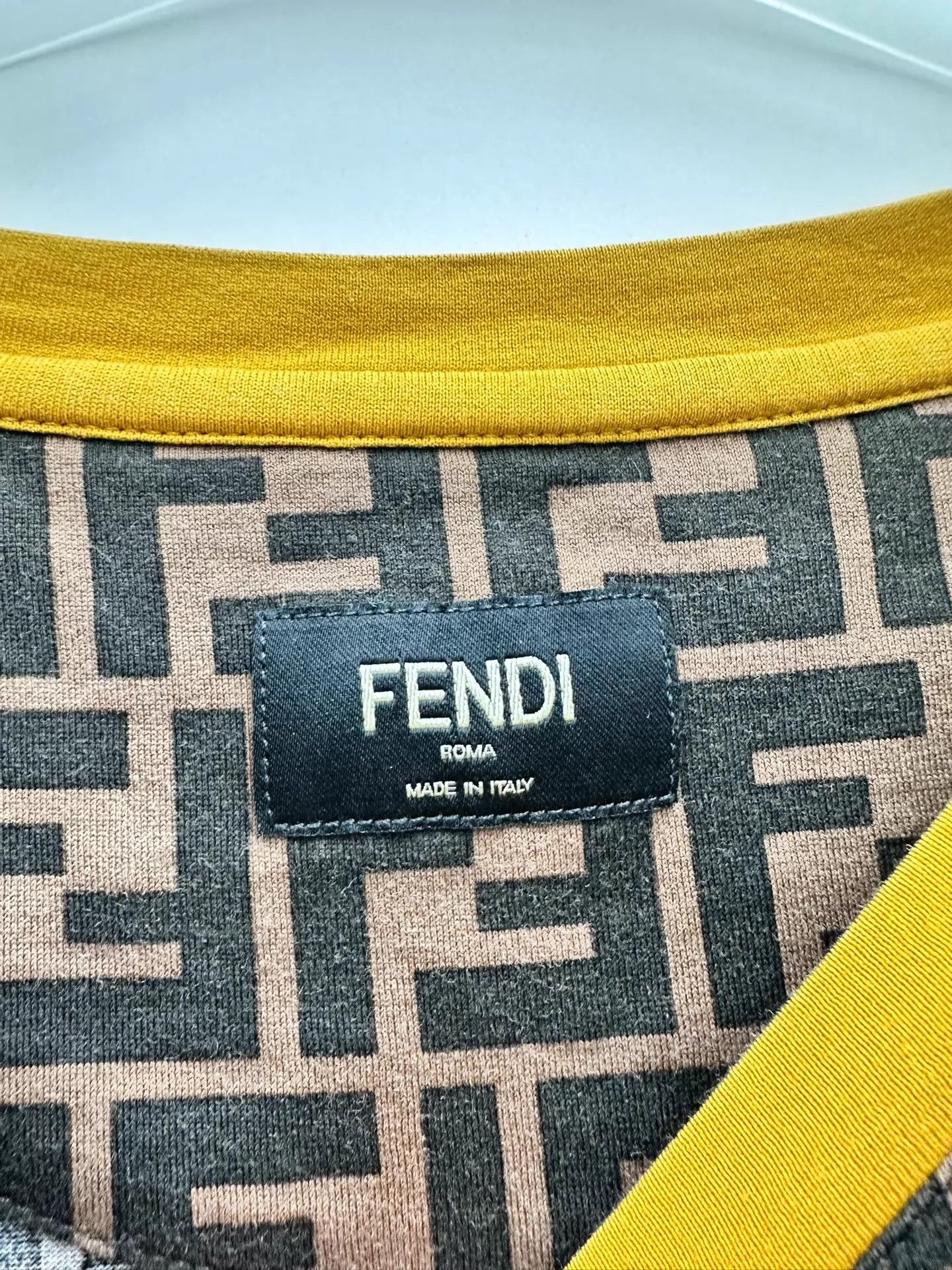 Fendi Fendi All Over Print Short Sleeve Tee L Size US L / EU 52-54 / 3 - 5 Thumbnail