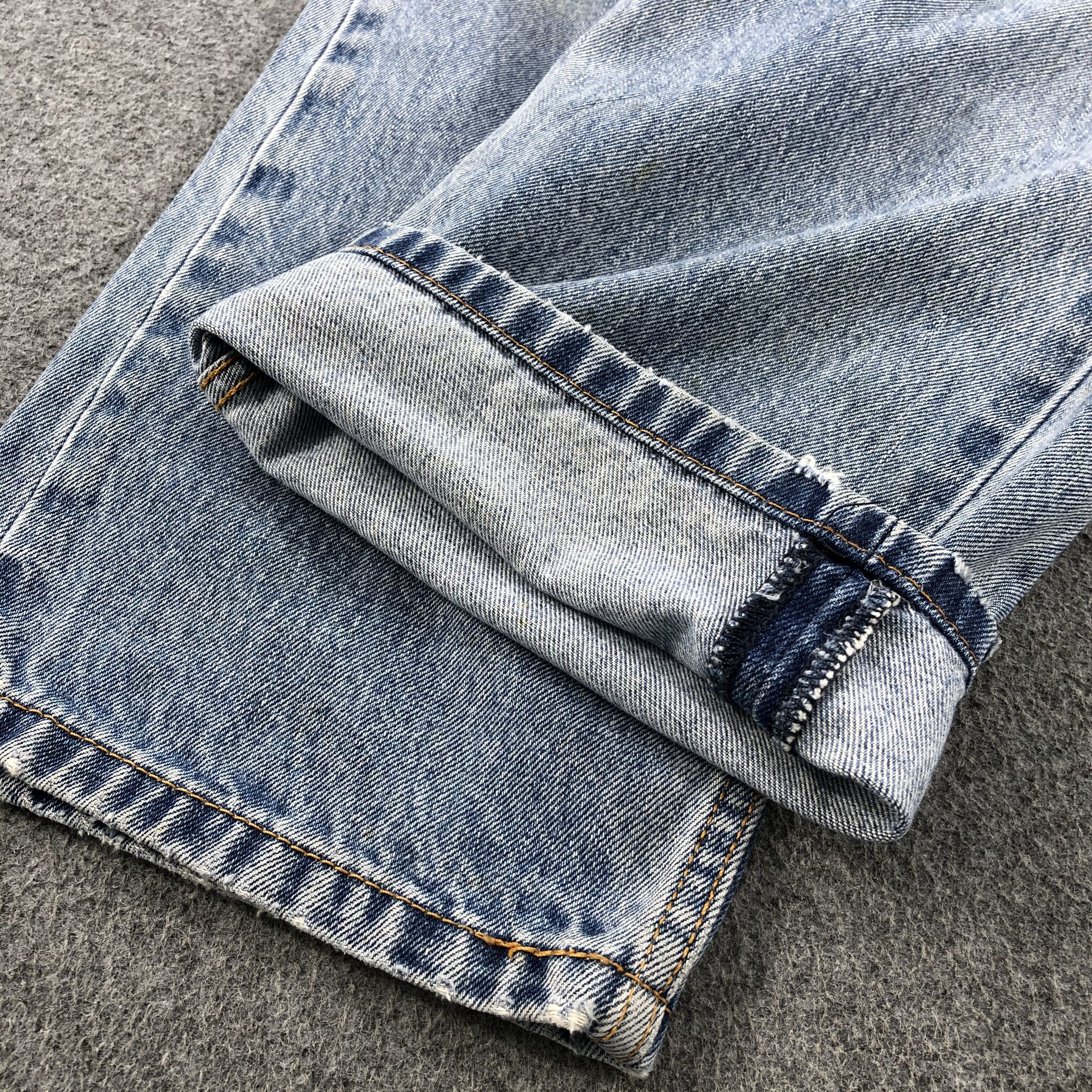 Levi's × Vintage Vintage Blue Wash Levis 550 Jeans-JM1685 Size US 35 - 8 Thumbnail