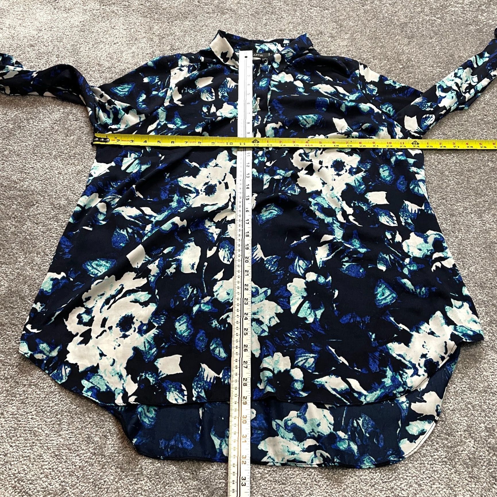 Apt. 9 Apt. 9 Button-Up Shirt Womens 1X White Blue Floral 3/4 Sleeve Collared Shirt Size XL / US 12-14 / IT 48-50 - 6 Thumbnail