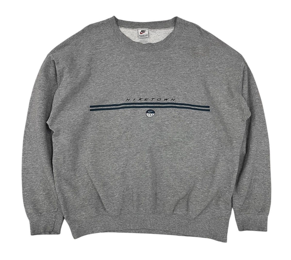 Nike Vintage Late 90s Nike Town Usa Sweatshirt Size US L / EU 52-54 / 3 - 1 Thumbnail