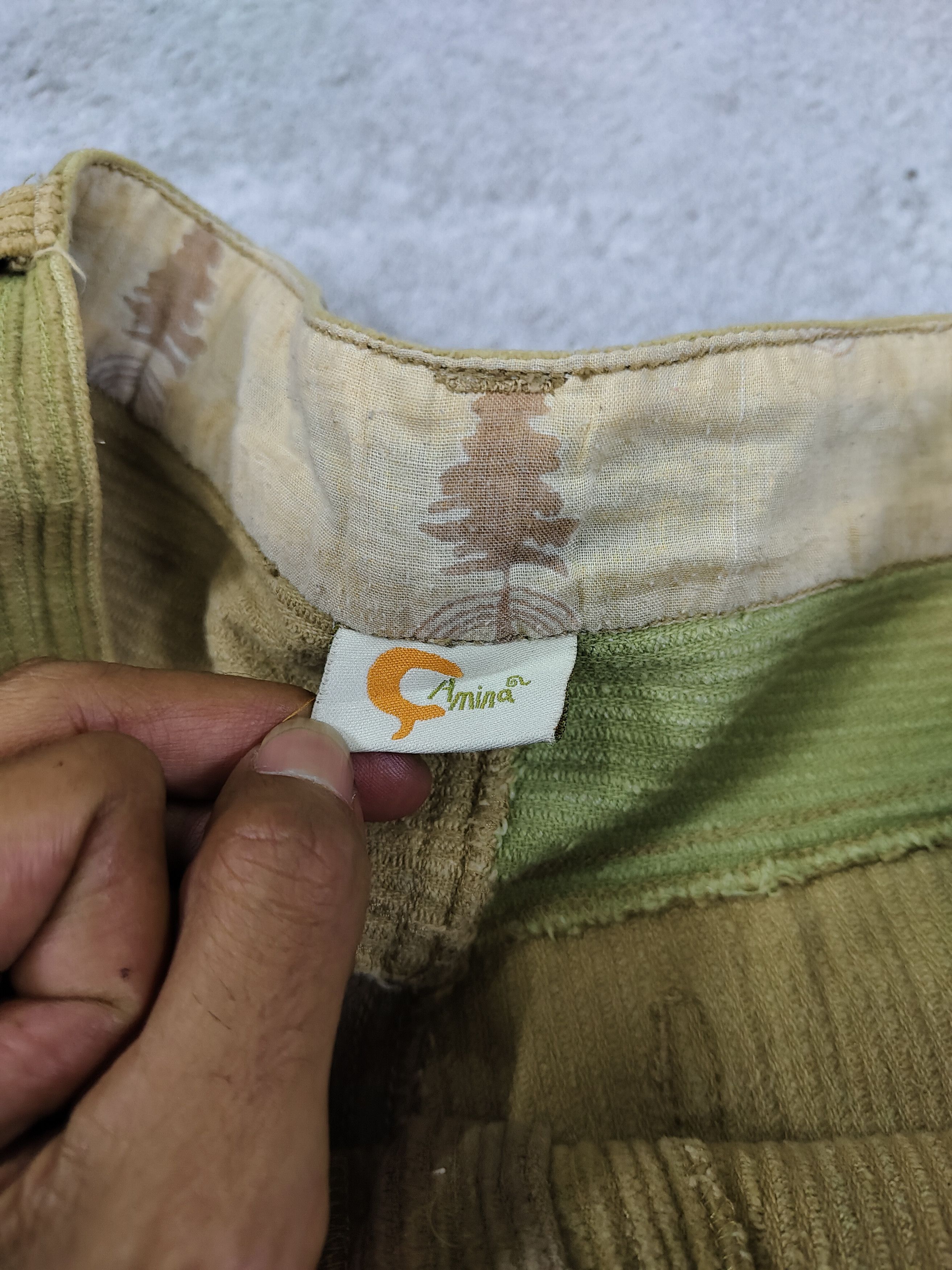 Japanese Brand Amina🇯🇵 Y2K Mori Girl Corduroy Patchwork Mini Shorts Size 30" / US 8 / IT 44 - 8 Thumbnail
