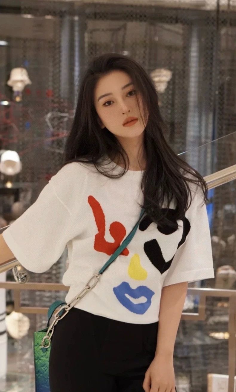 Louis Vuitton Louis Vuitton Geometric Face Pattern White Short Sleeve Size US M / EU 48-50 / 2 - 8 Thumbnail
