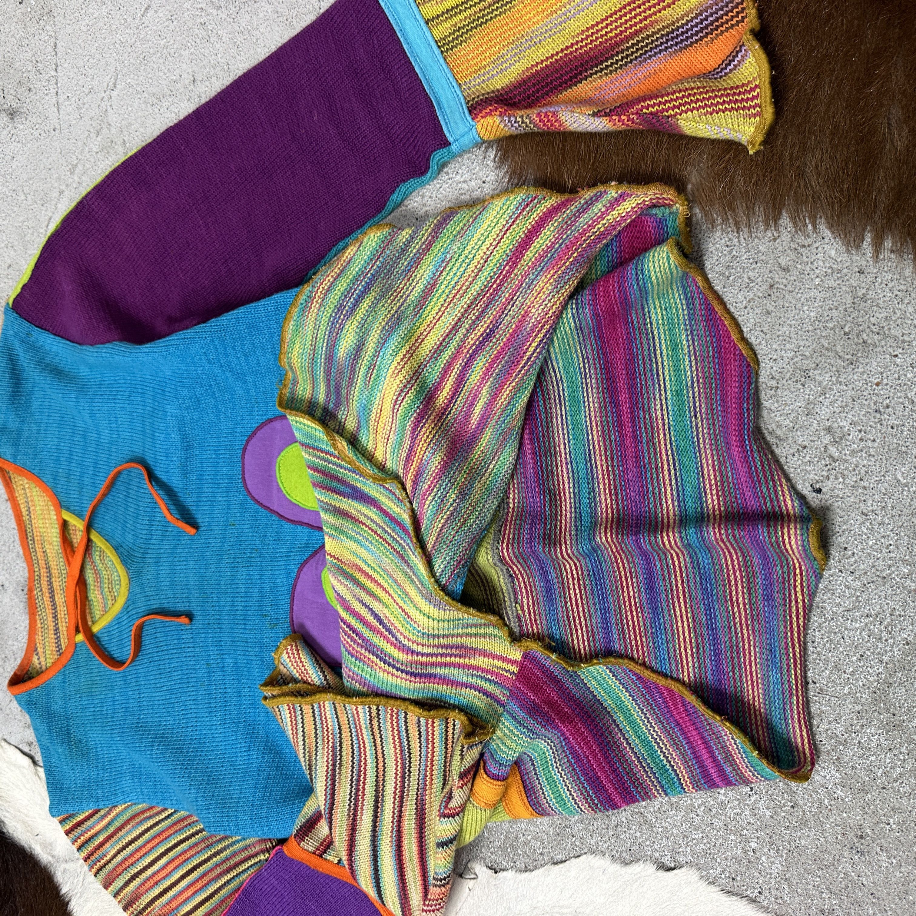Vintage Vintage Hippie Flower Flared Sleeves Sweater Y2K Size M / US 6-8 / IT 42-44 - 4 Thumbnail