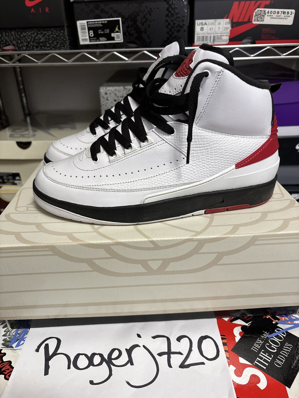 Jordan Brand Air Jordan 2 Chicago Size US 8 / EU 41 - 1 Thumbnail
