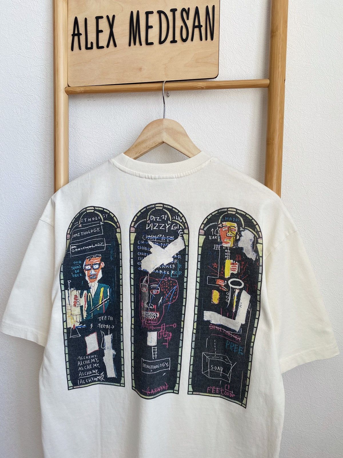 H&M × Jean-Michel Basquiat × Who Decides War WHO DECIDES WAR x BASQUIAT x H&M RELAXED FIT COTTON T-SHIRT Size US S / EU 44-46 / 1 - 14 Thumbnail