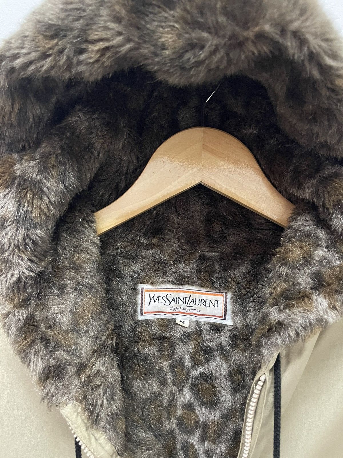 Yves Saint Laurent VINTAGE YVES SAINT LAURENT LEOPARD SHEARLING JACKET Size M / US 6-8 / IT 42-44 - 6 Thumbnail